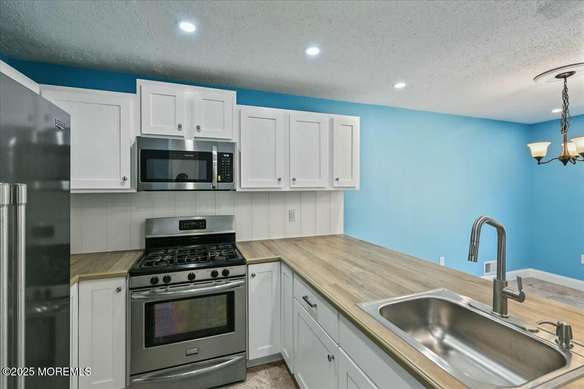 1333 Paris Court