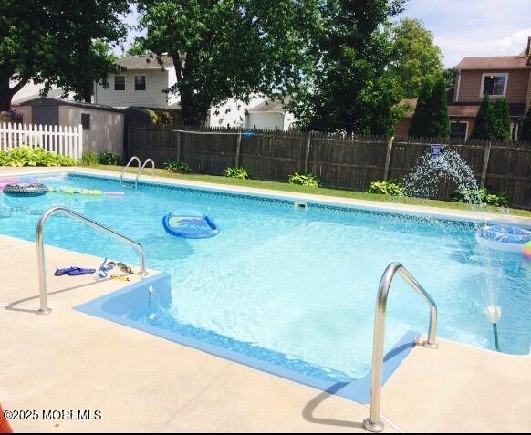 17 Garden Way