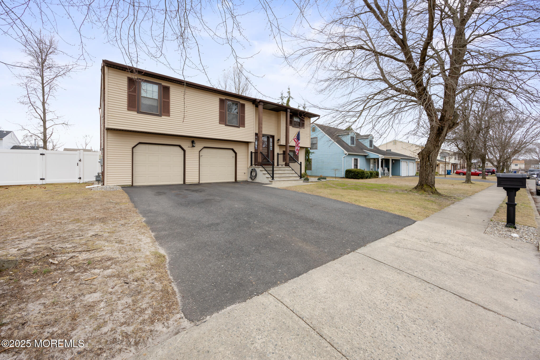 17 Garden Way