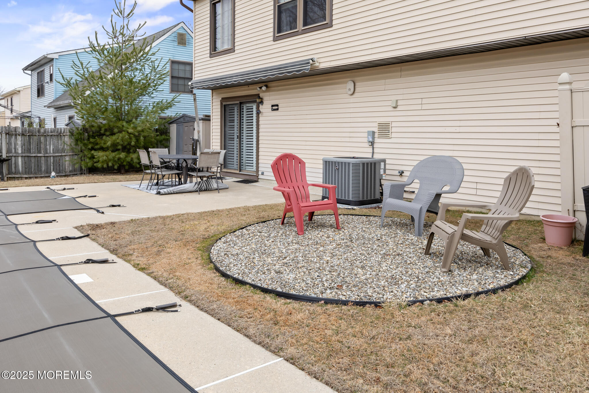 17 Garden Way