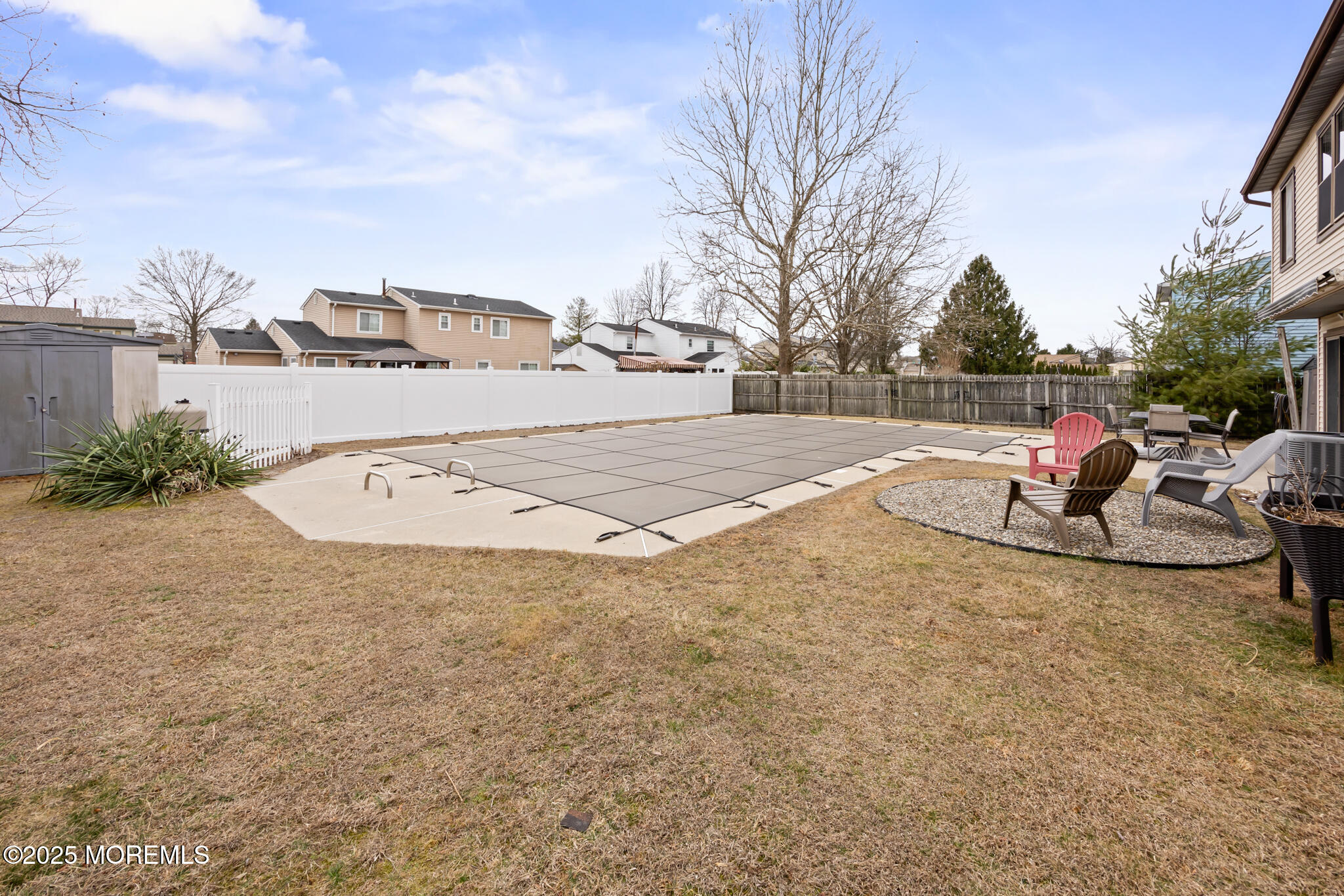 17 Garden Way