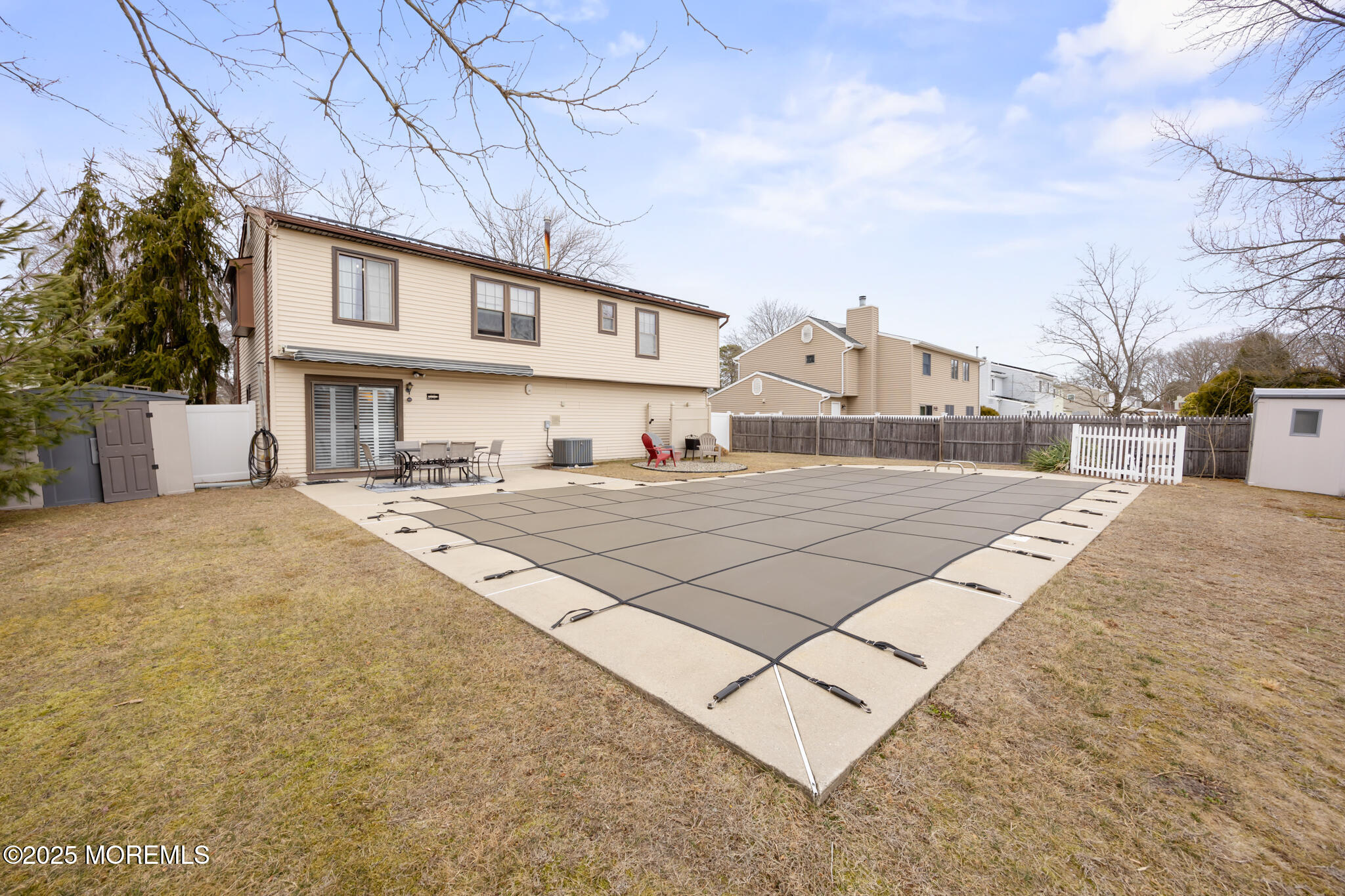17 Garden Way