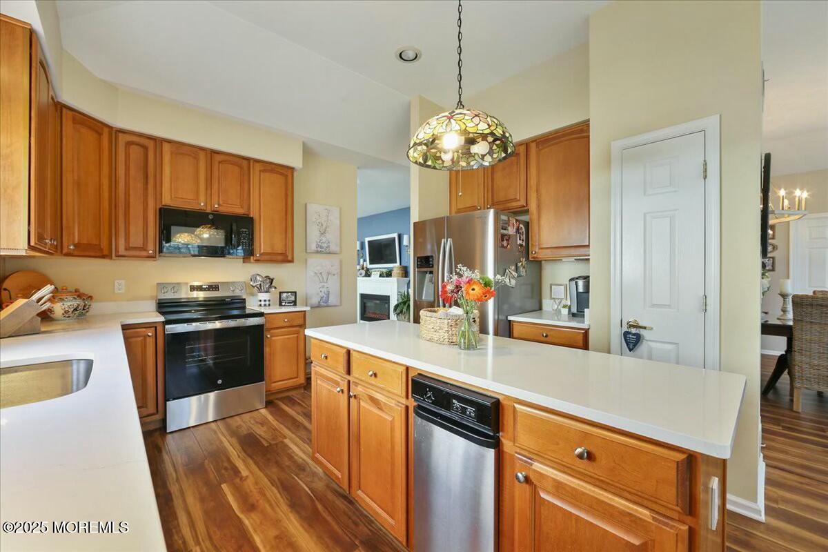 24 Belmar Boulevard