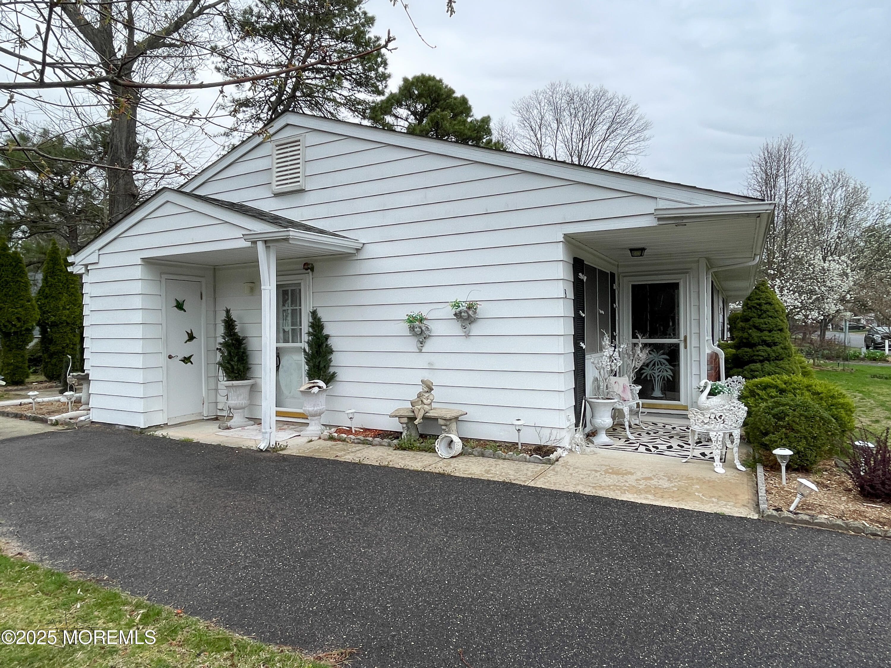 12B W Virginia Drive B