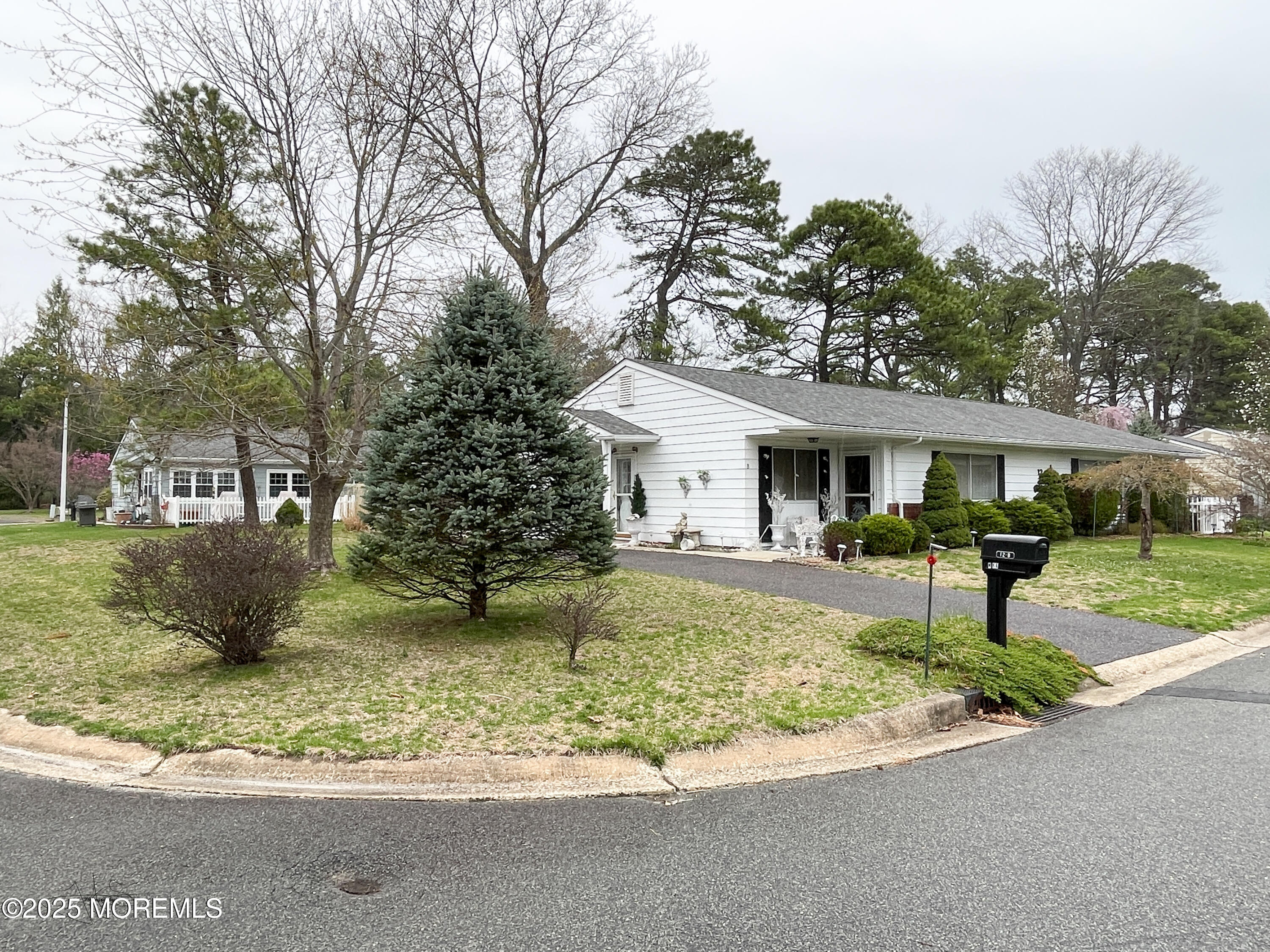 12B W Virginia Drive B
