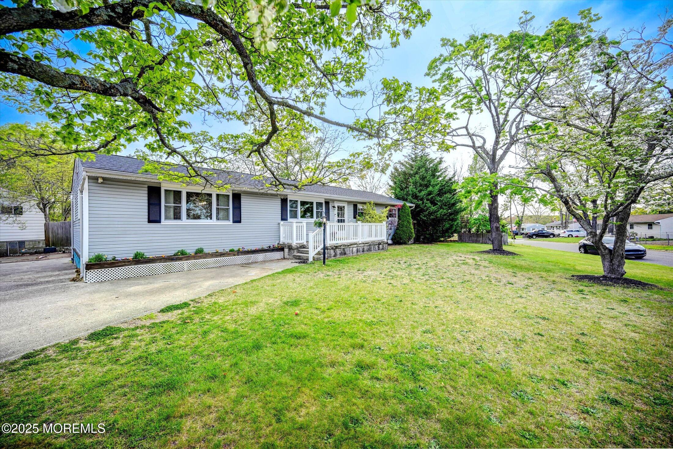 20 Sylvan Lake Boulevard