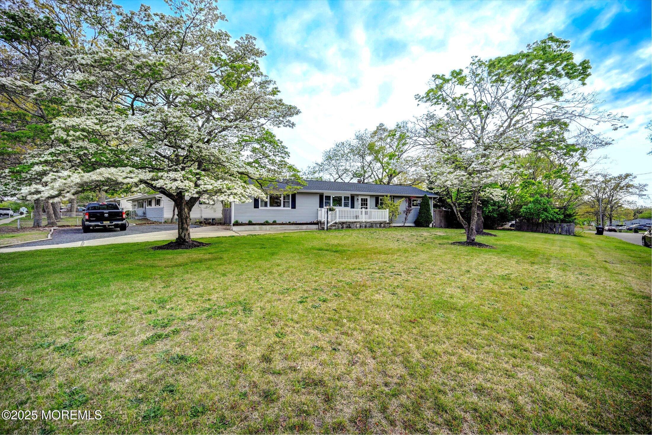 20 Sylvan Lake Boulevard