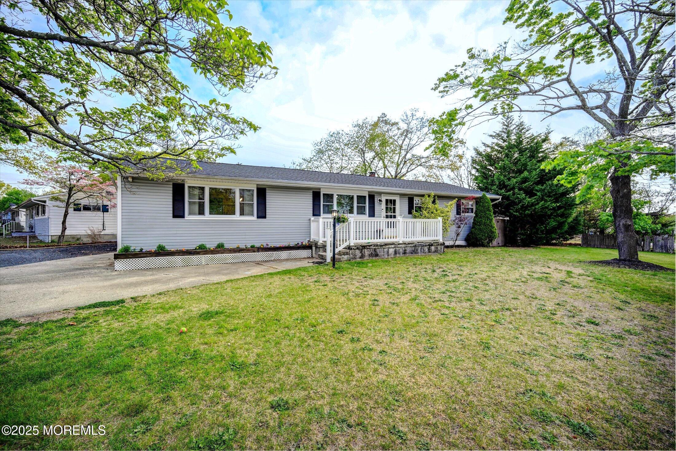 20 Sylvan Lake Boulevard