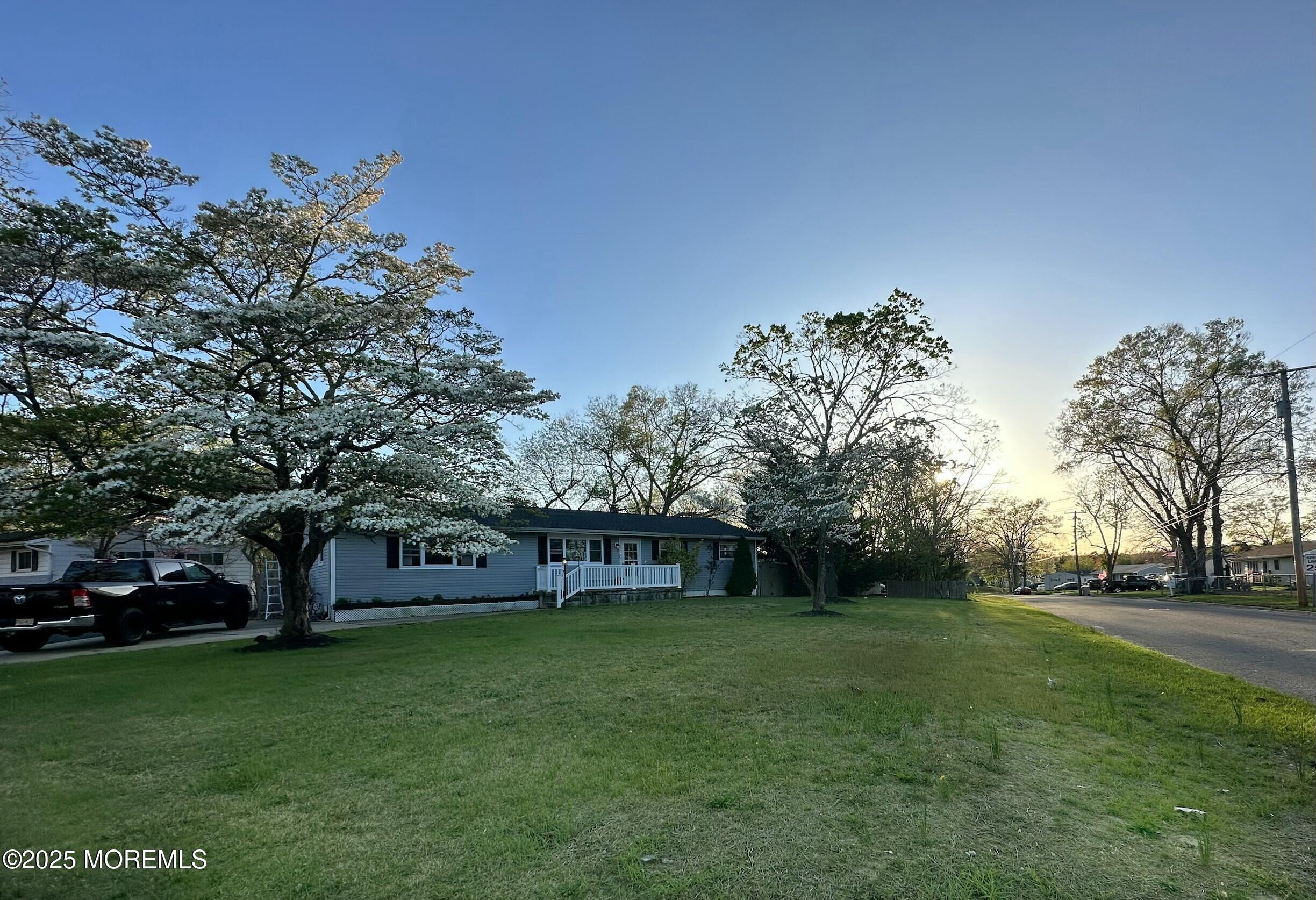 20 Sylvan Lake Boulevard