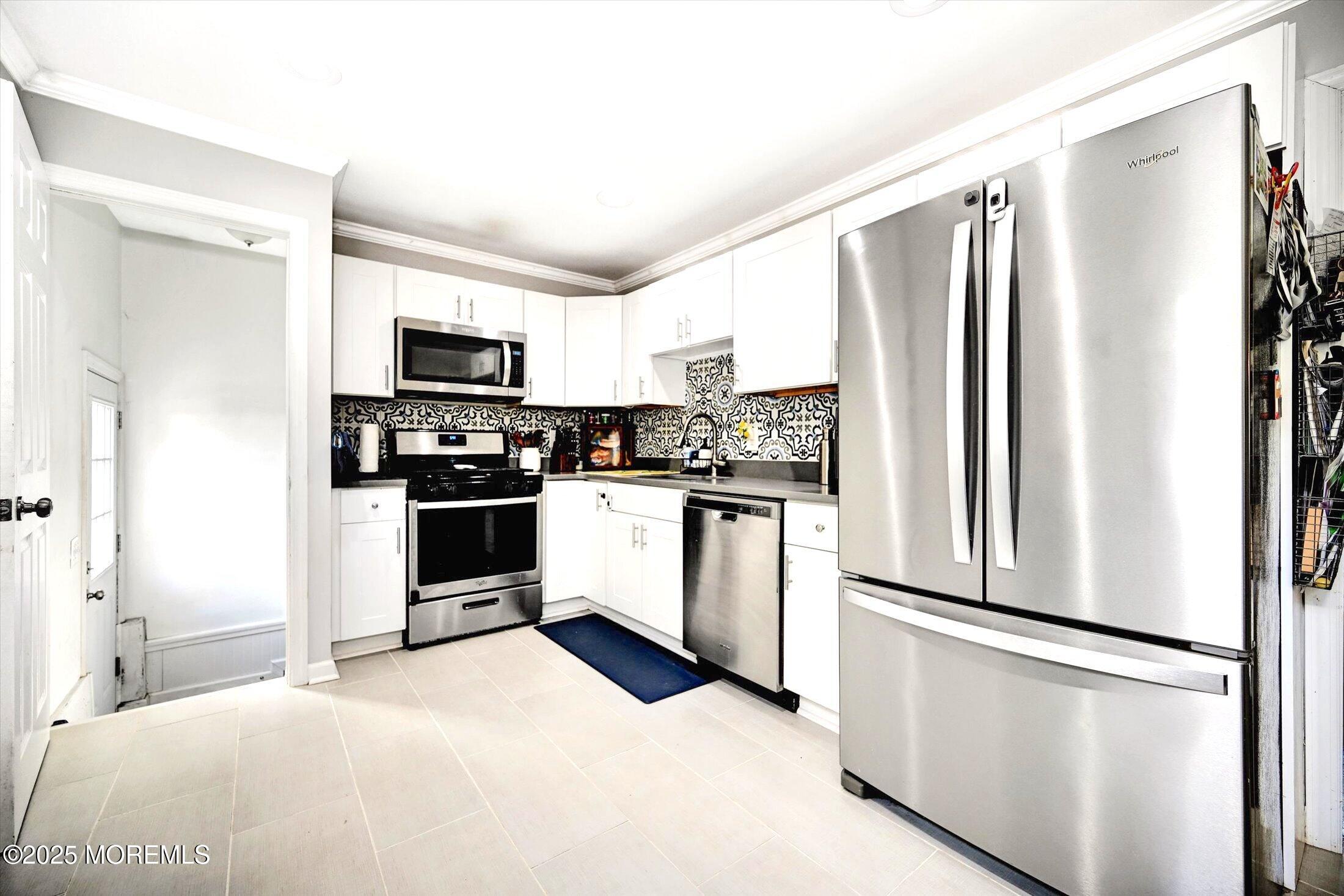 20 Sylvan Lake Boulevard