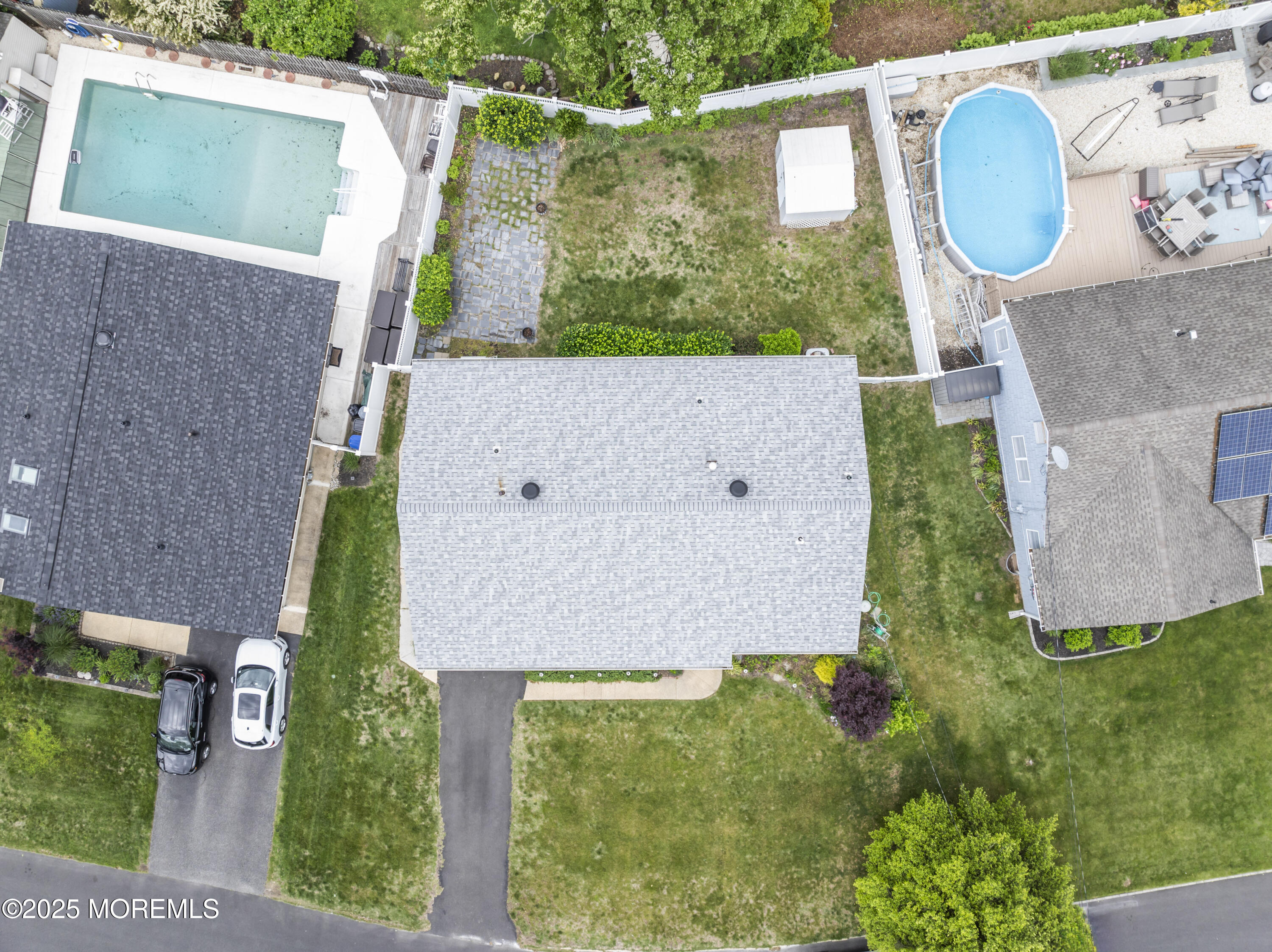 605 Oak Terrace