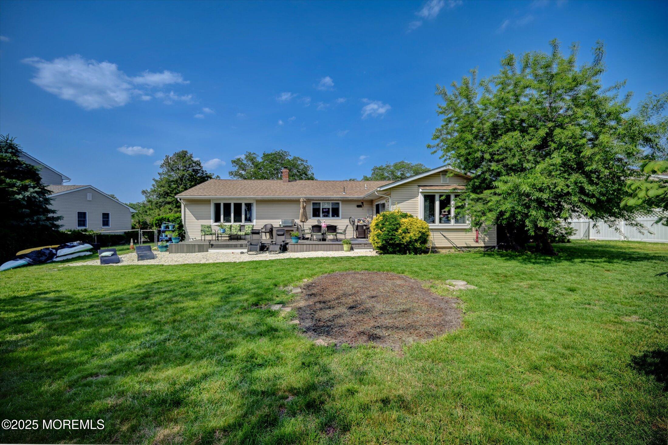 855 Derry Drive