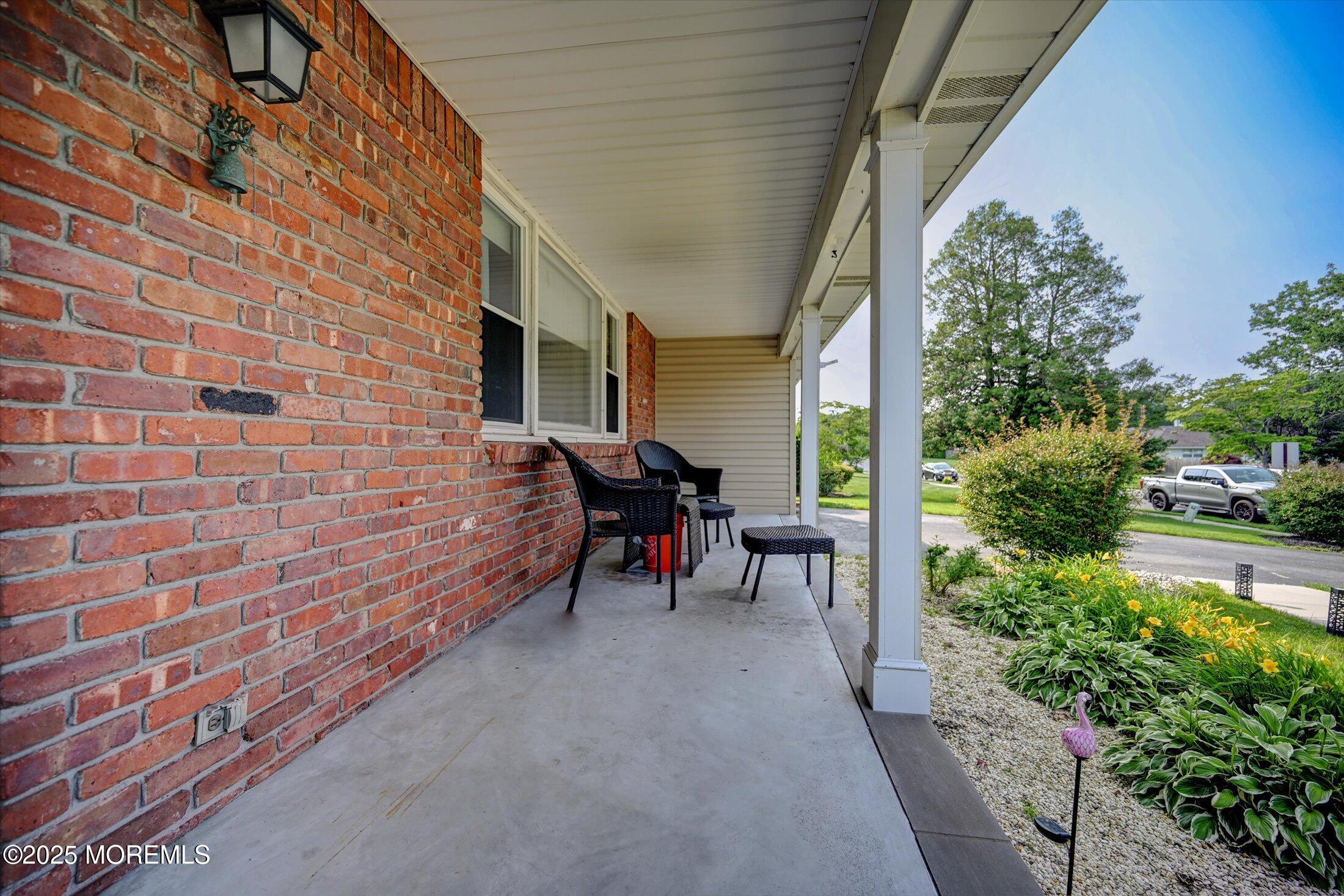 855 Derry Drive