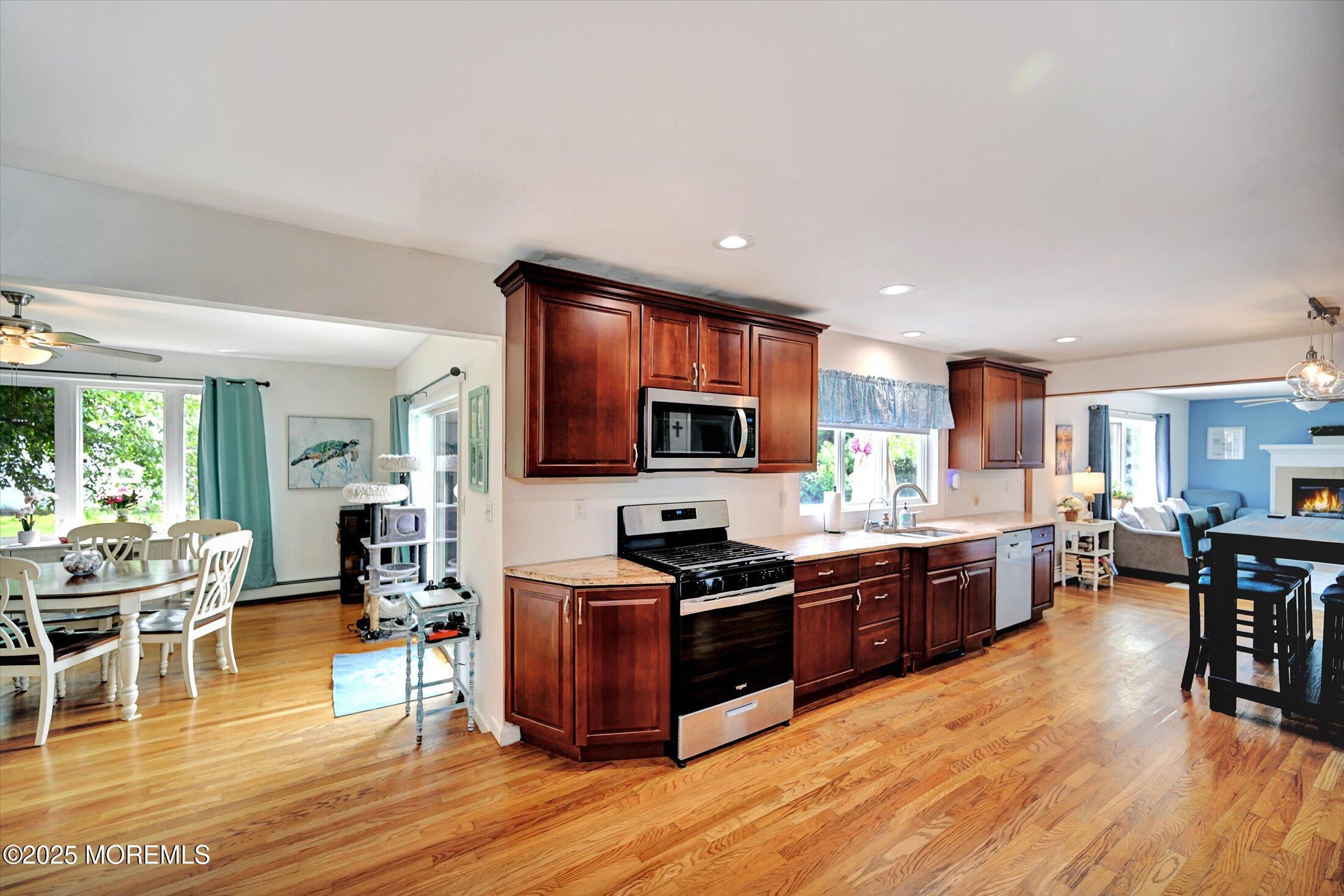 855 Derry Drive