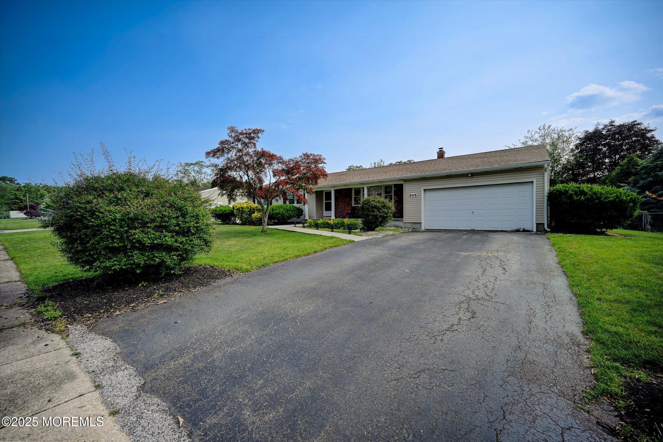 855 Derry Drive