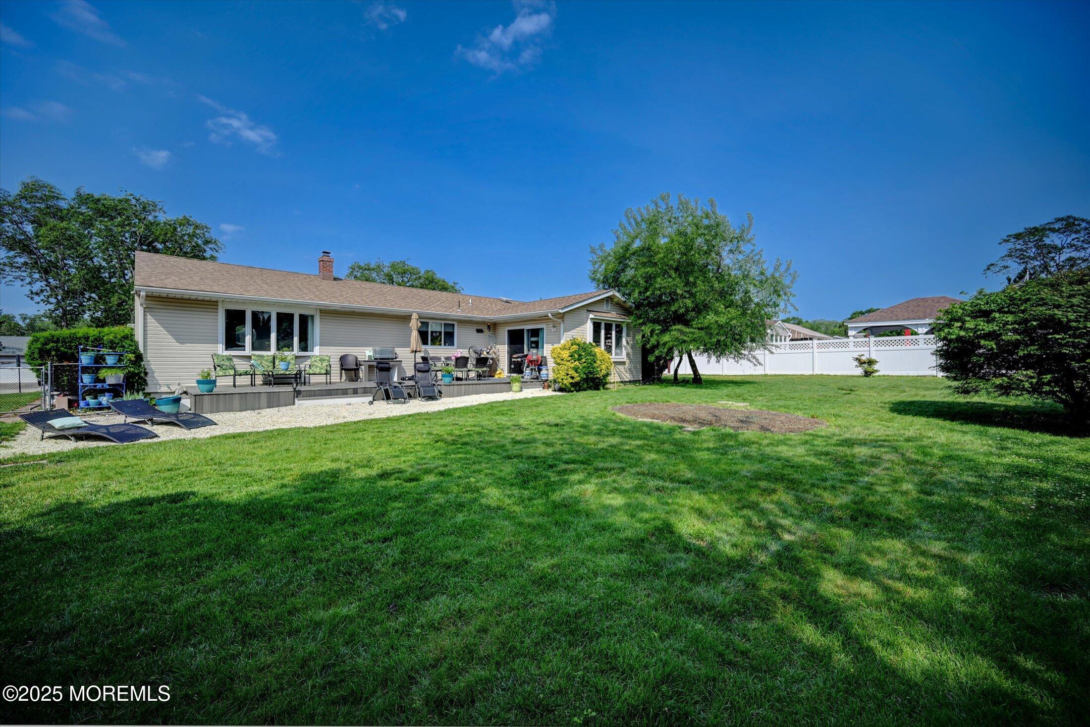 855 Derry Drive
