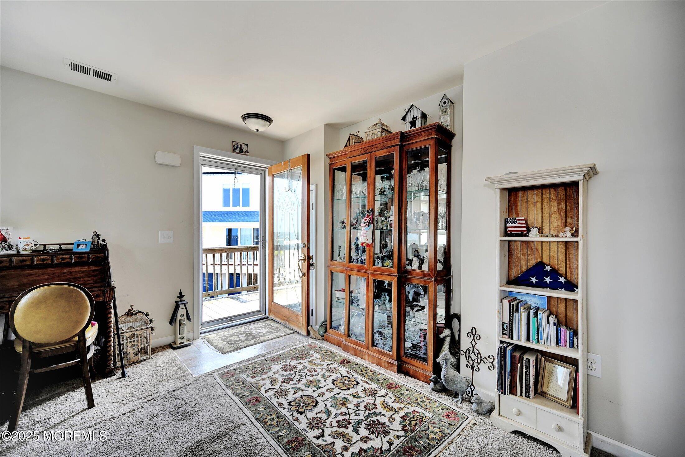163 Flamingo Road