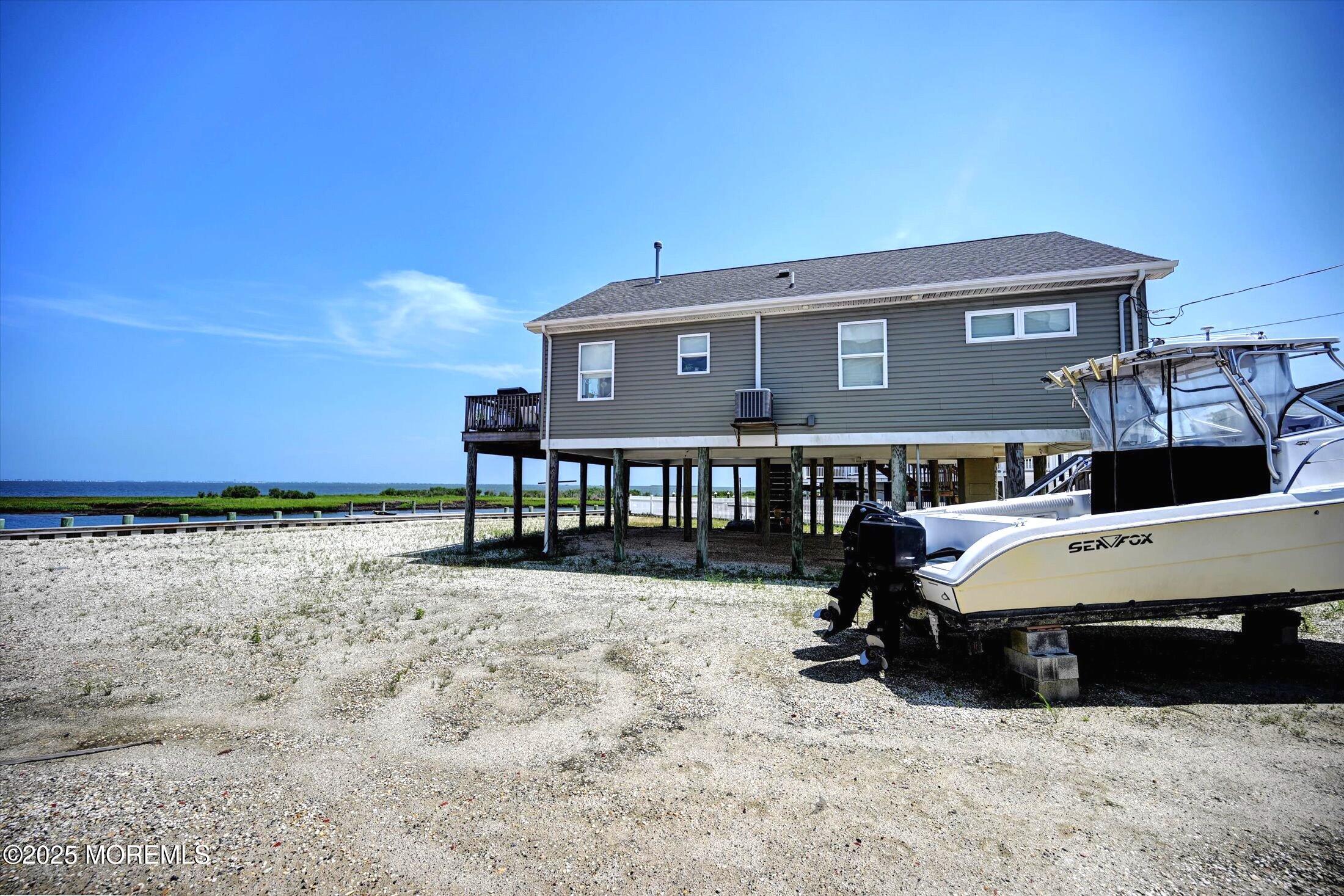 163 Flamingo Road