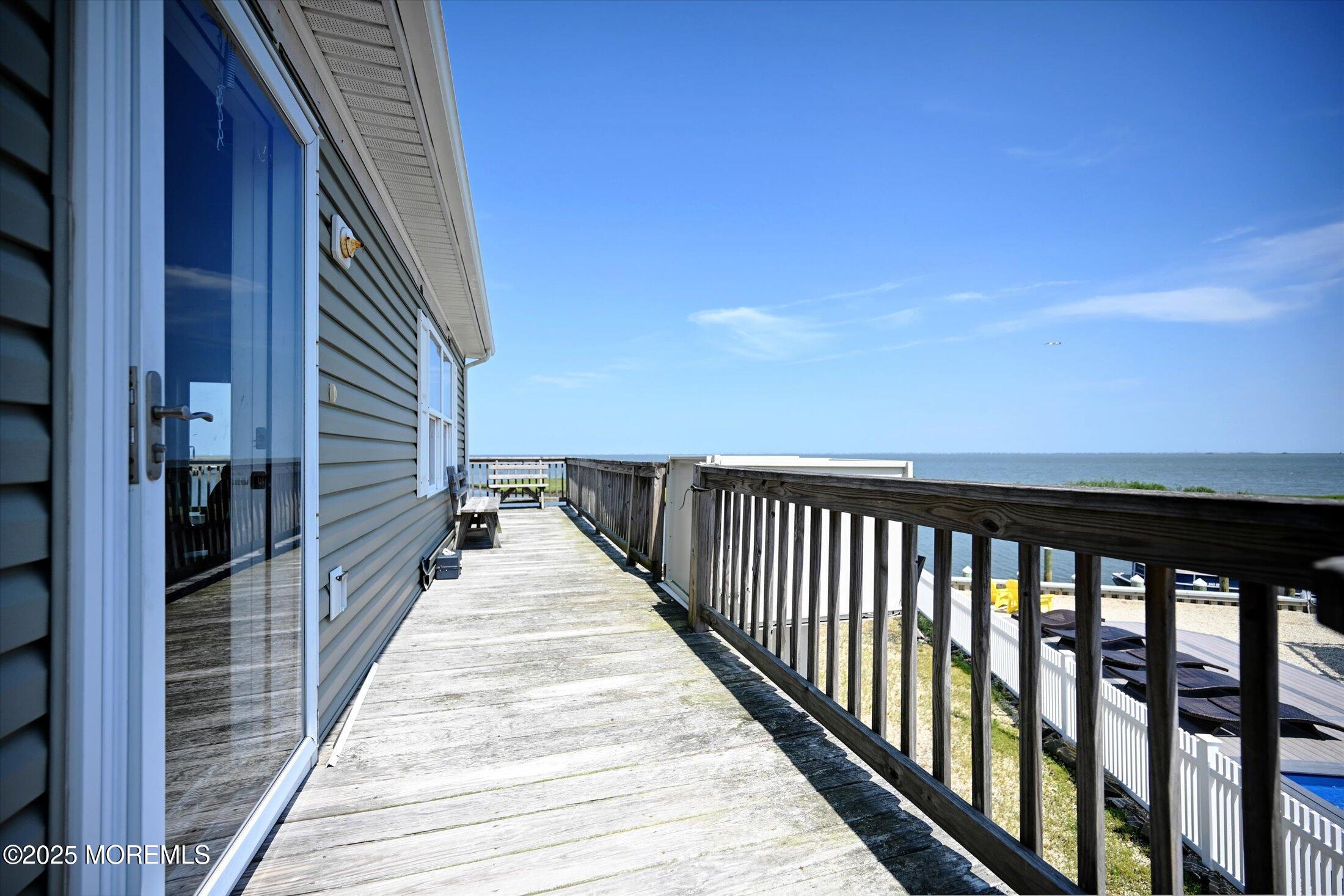 163 Flamingo Road