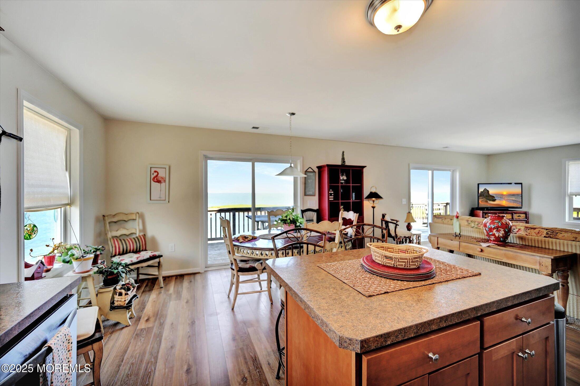 163 Flamingo Road