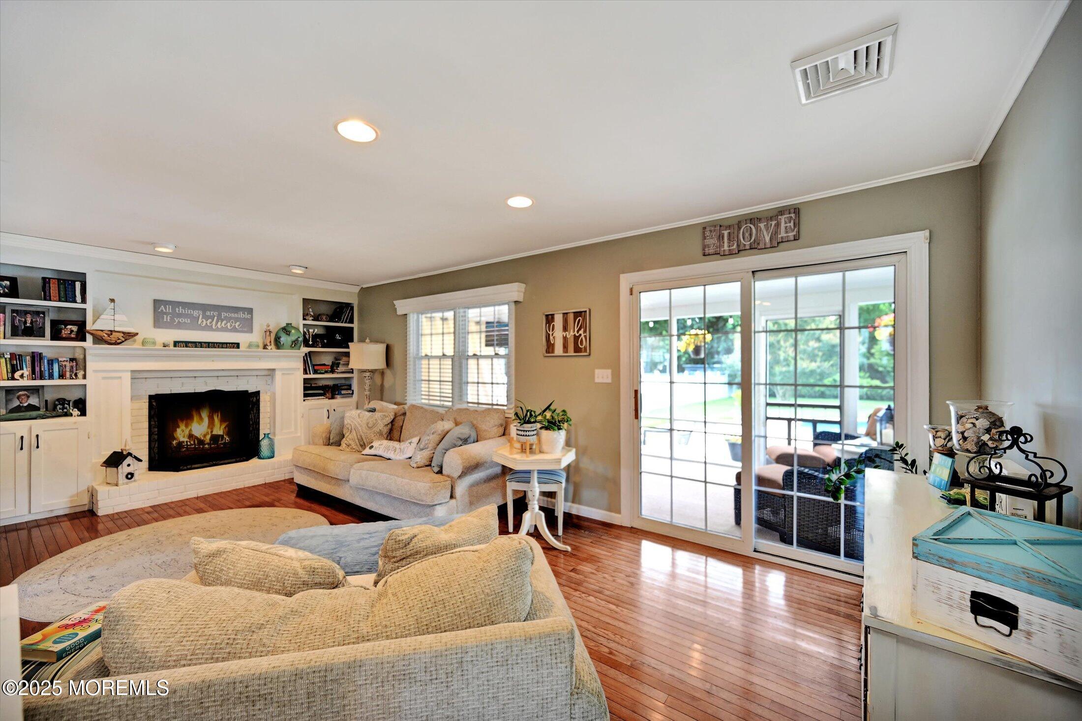 1016 Sheila Drive