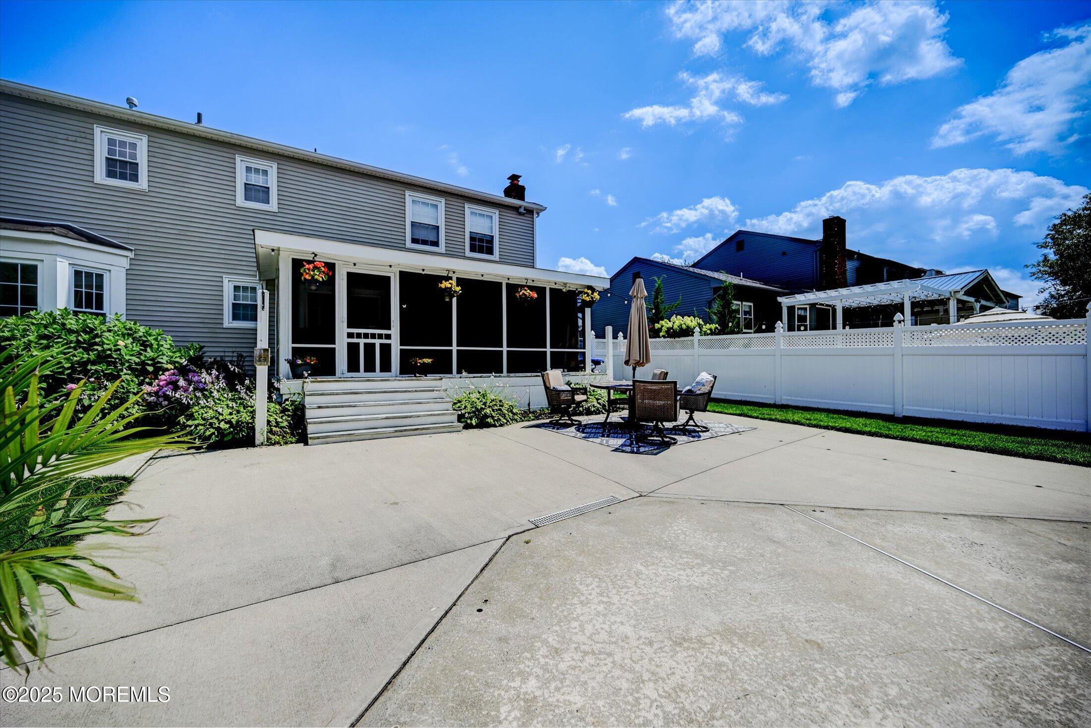 1016 Sheila Drive