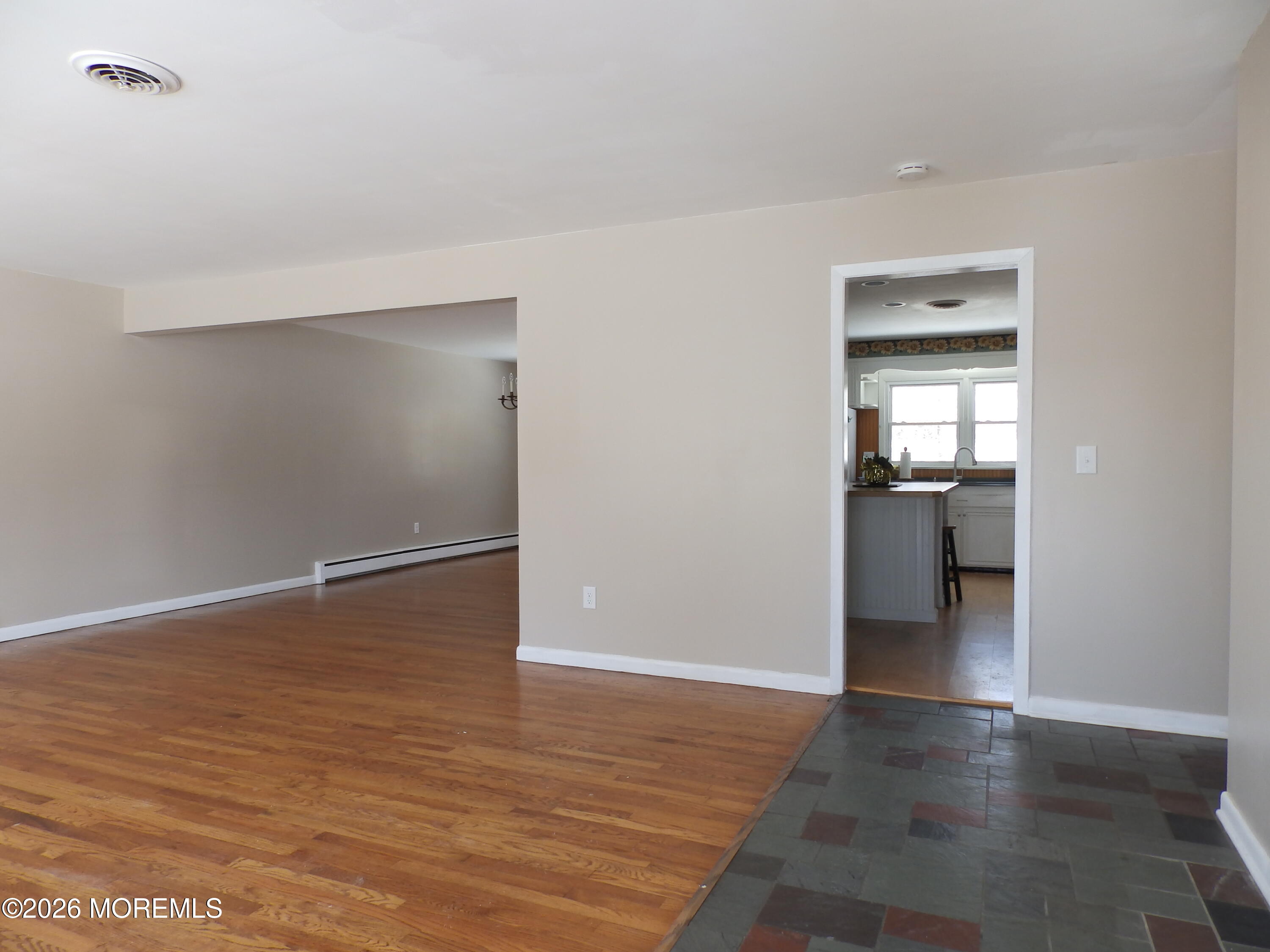 543 Hollywood Avenue