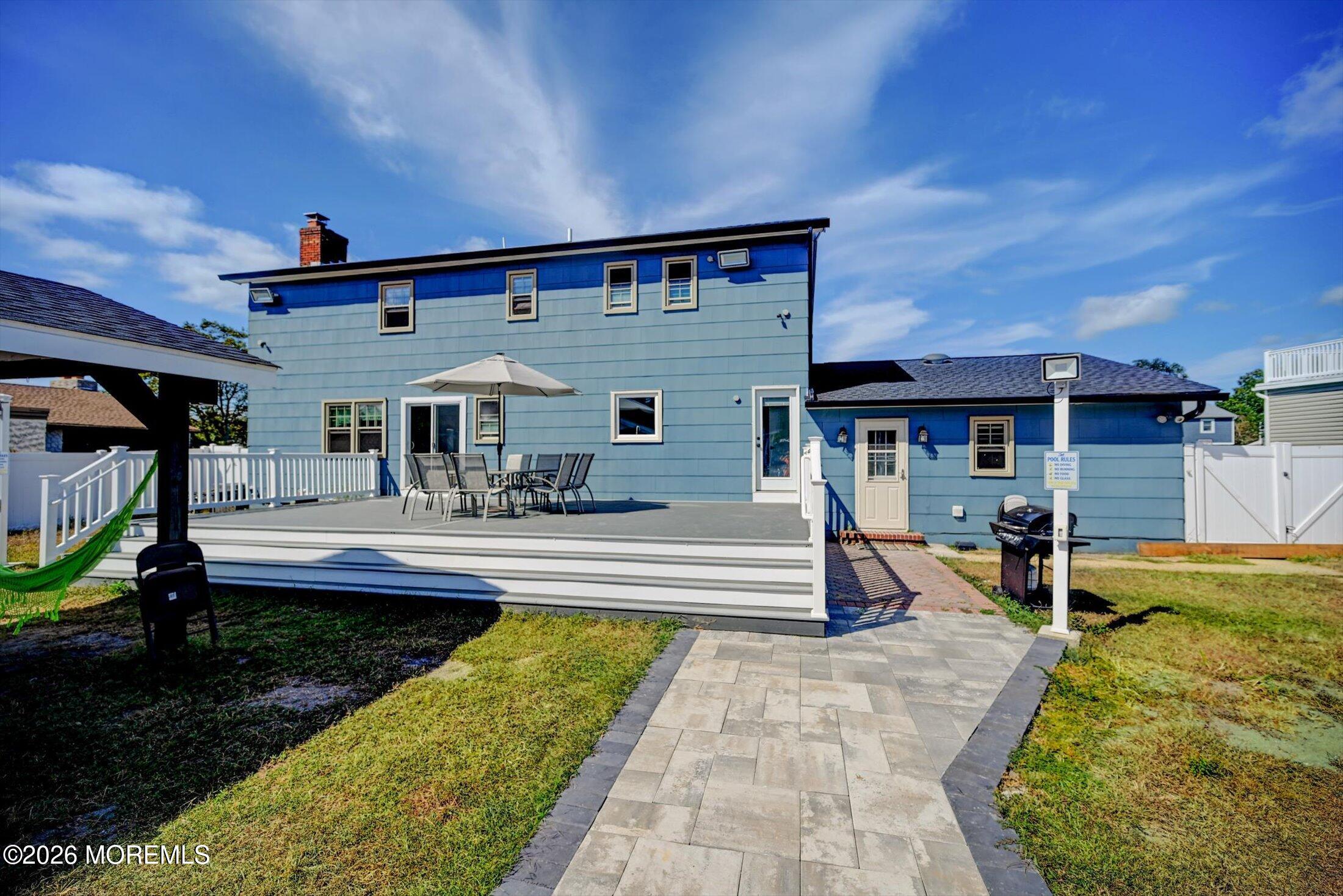 815 Gilmores Island Road