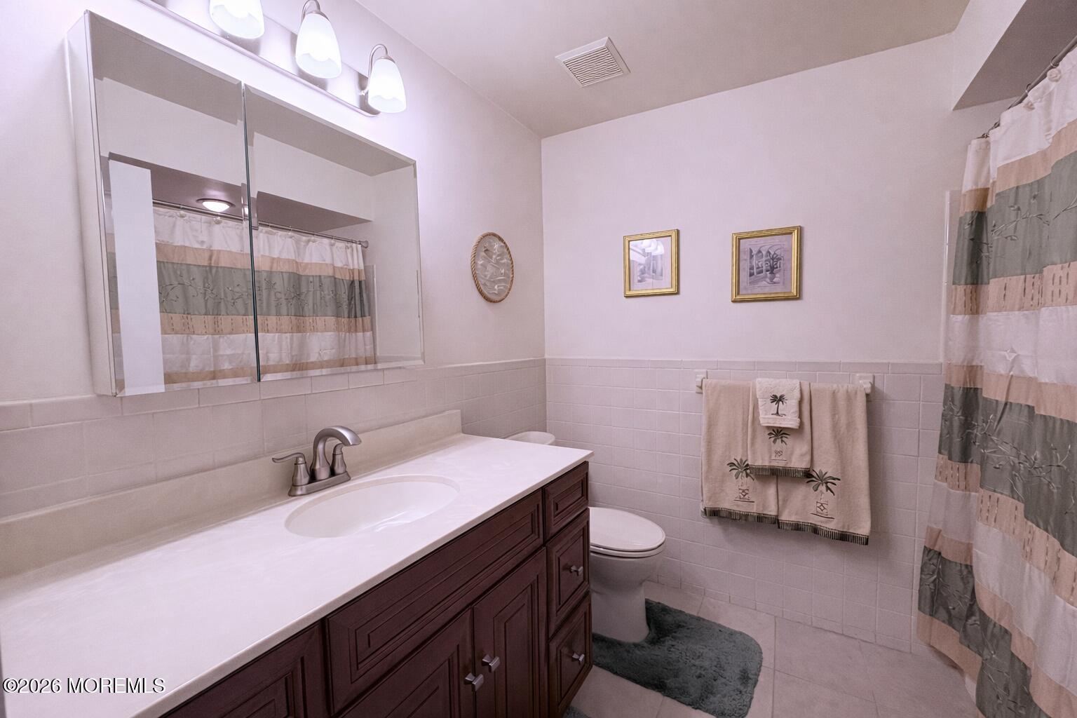 2187 Agincourt Road