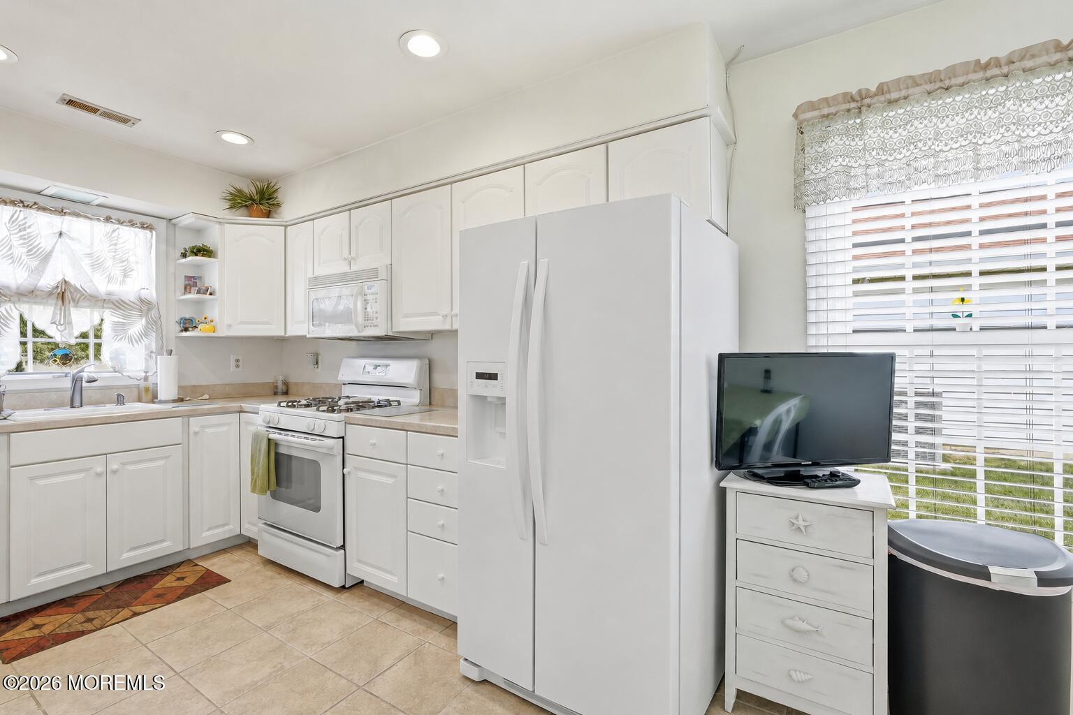2187 Agincourt Road