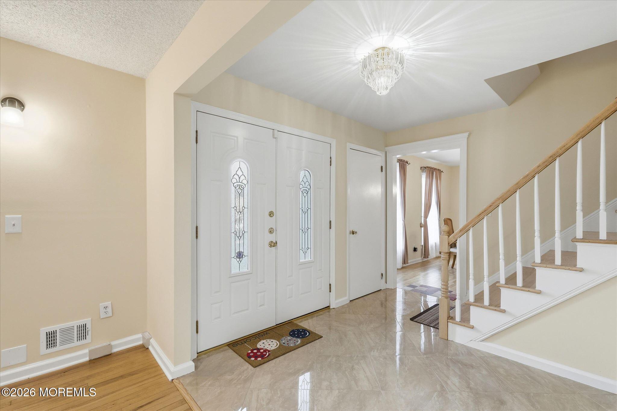 1012 Sheila Drive