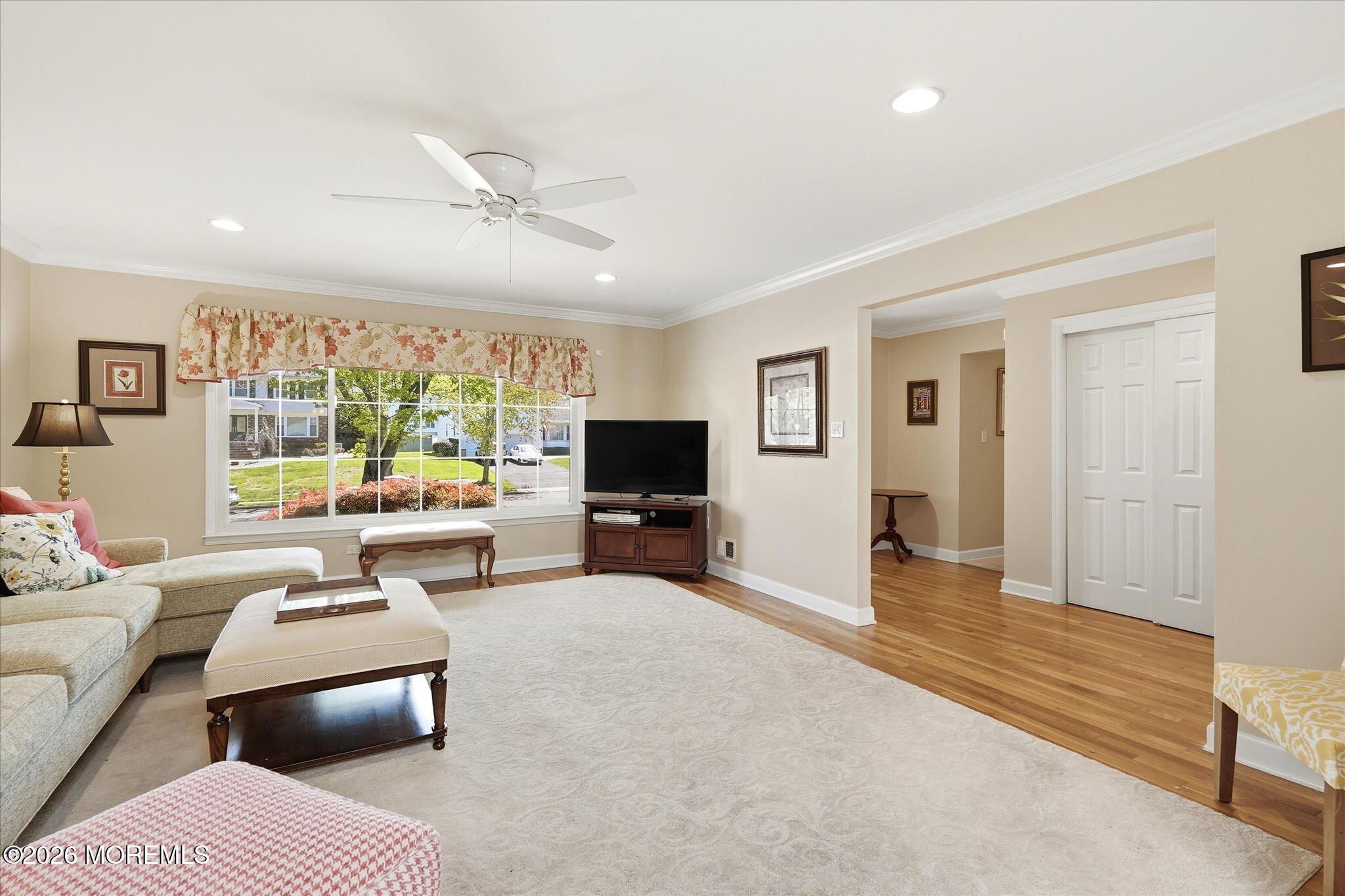 11 Seward Drive