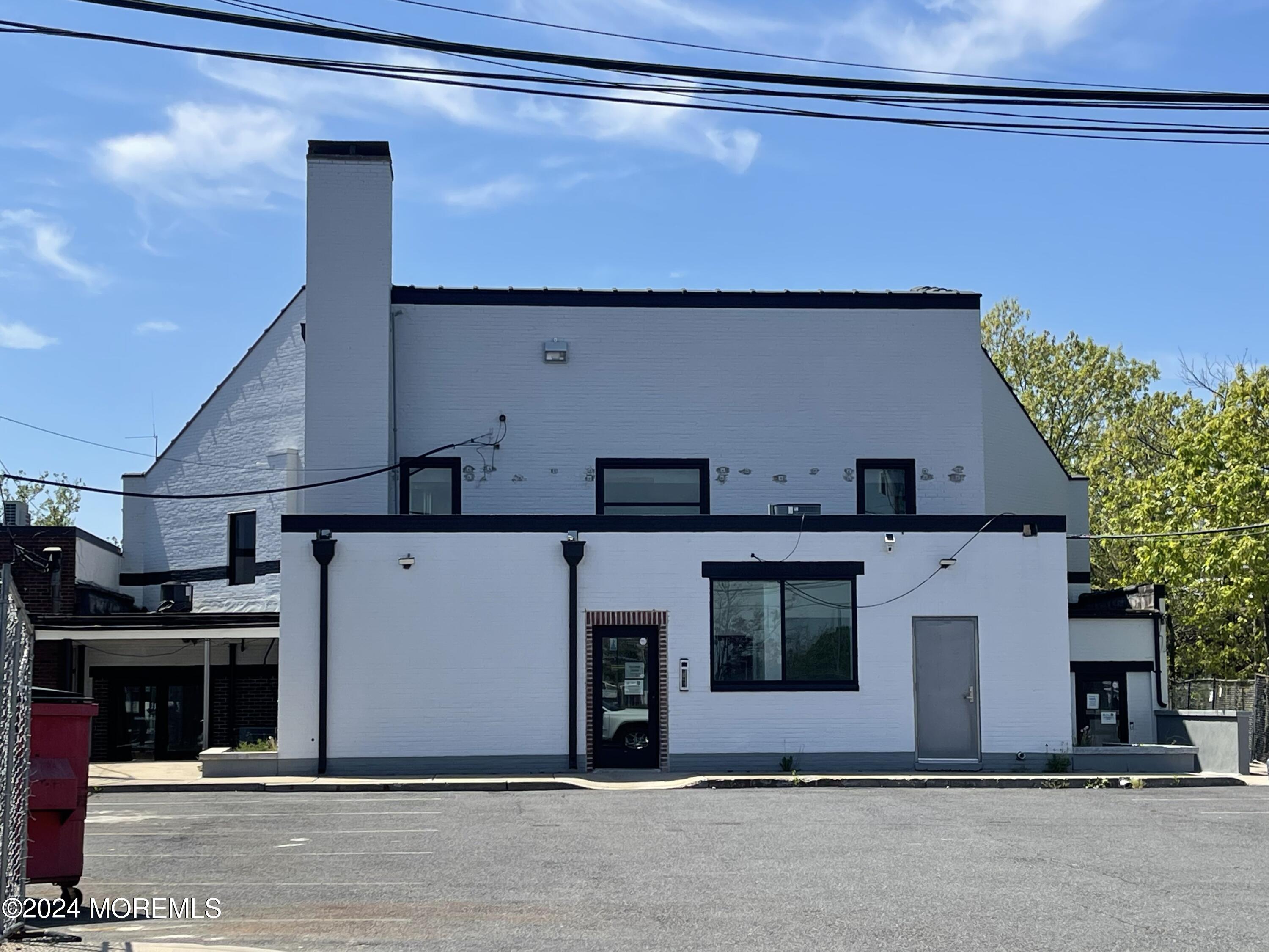 44 Washington Street 102