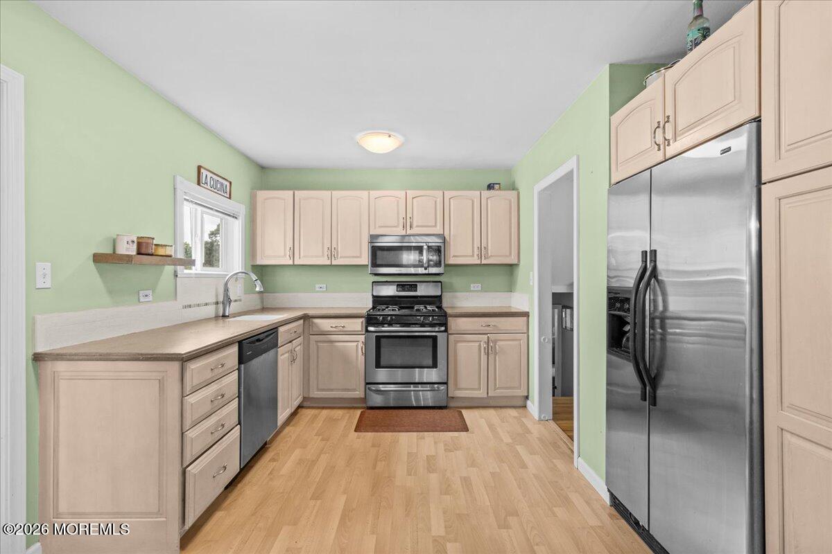 120 Dennis Drive
