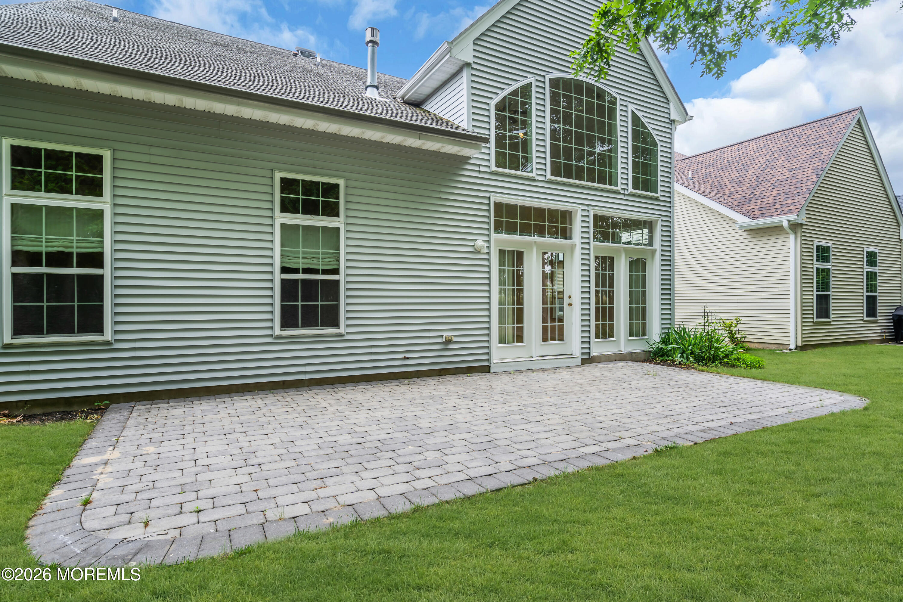 39 Plymouth Way