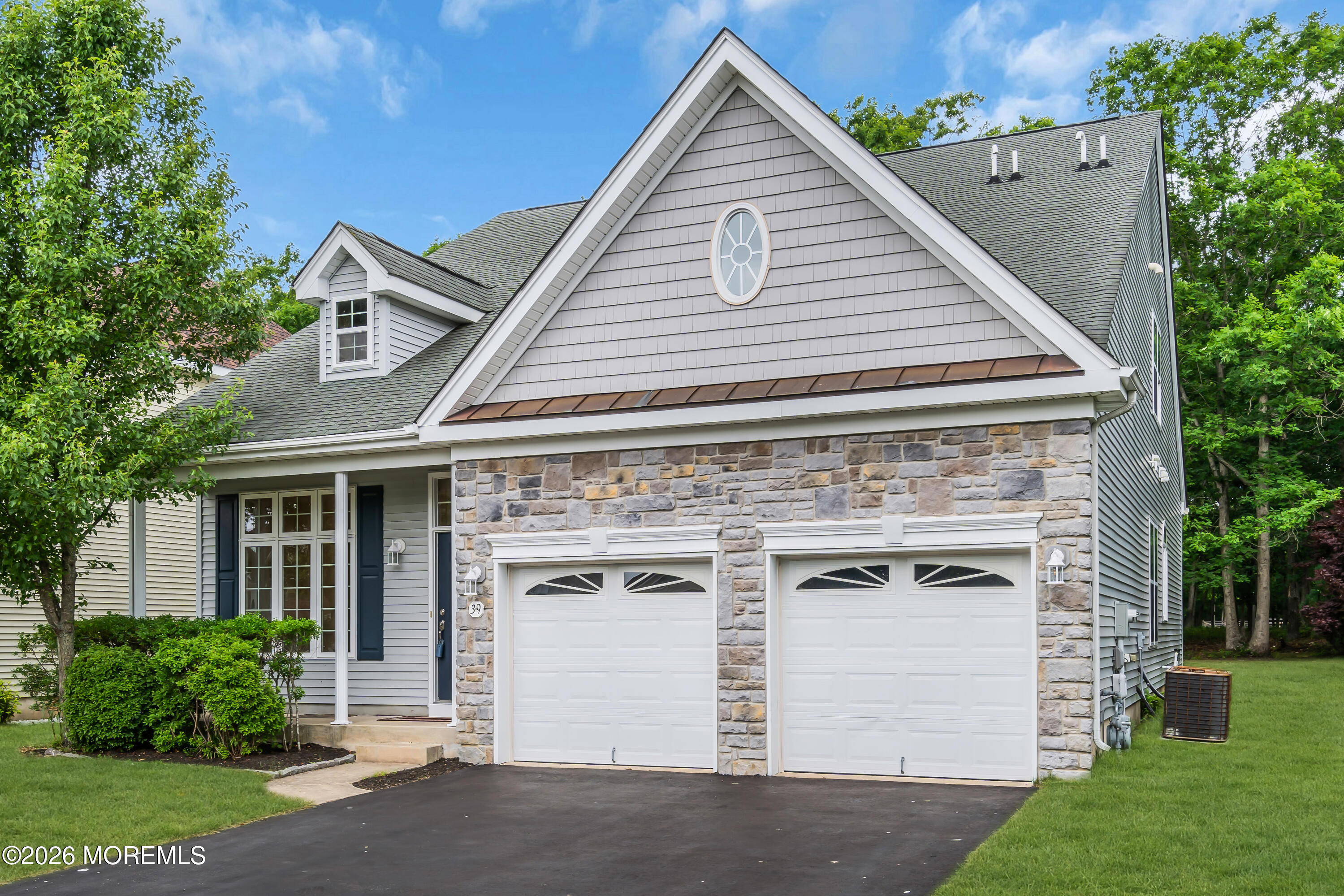 39 Plymouth Way