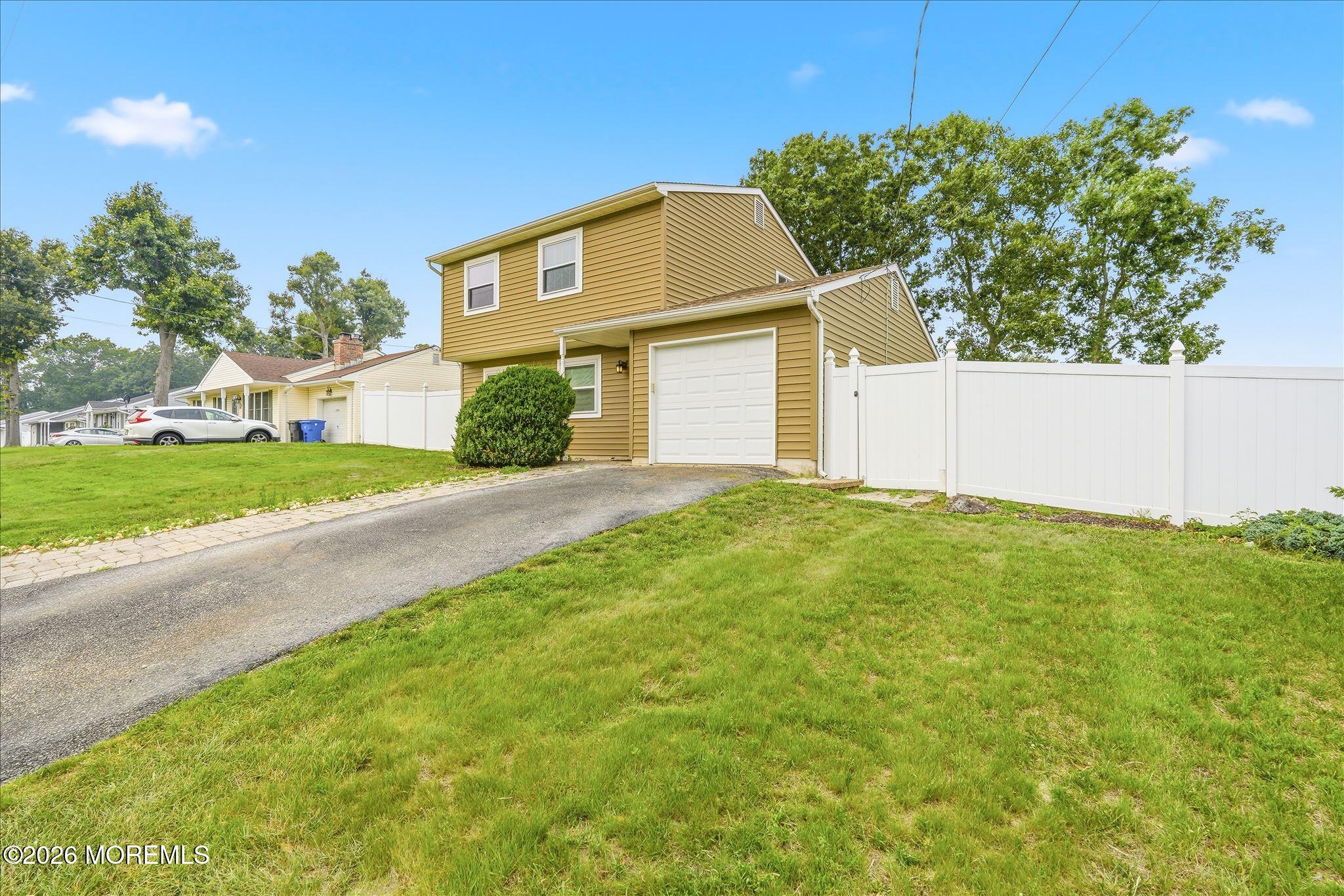 1948 Teakwood Road