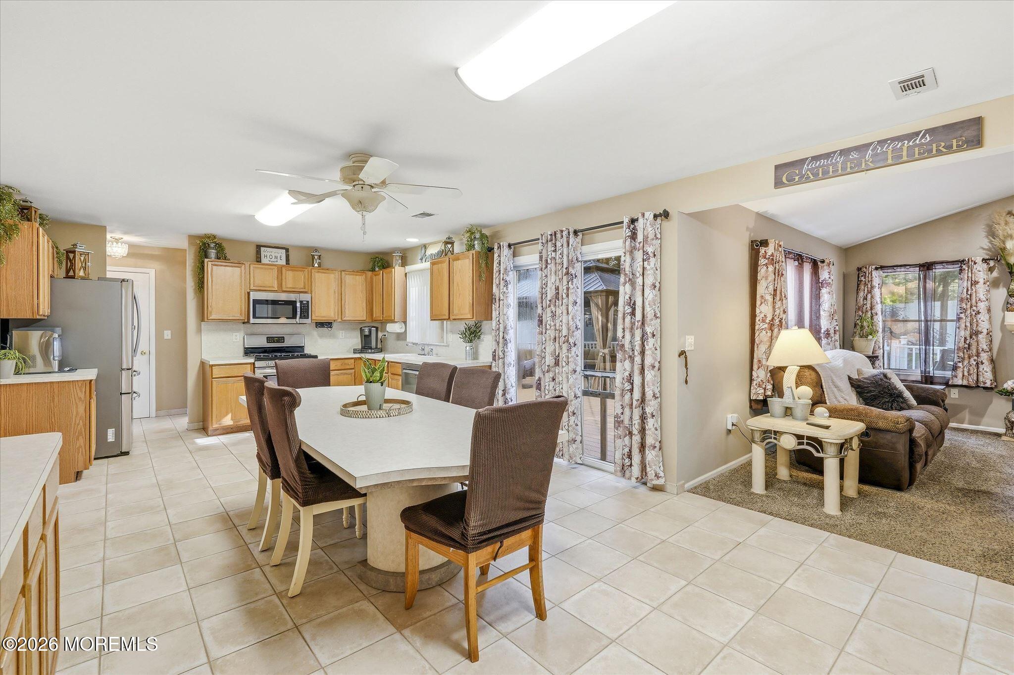 1117 S Maplecrest Court