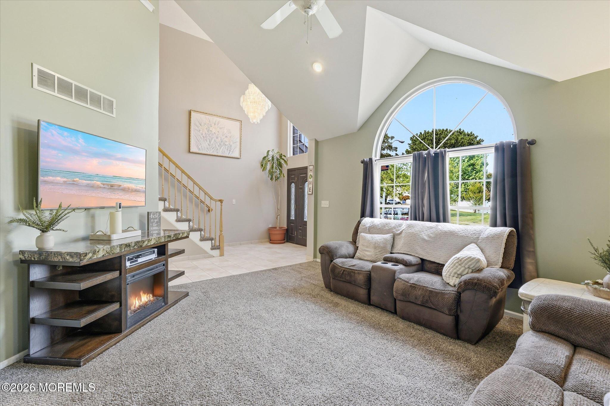 1117 S Maplecrest Court