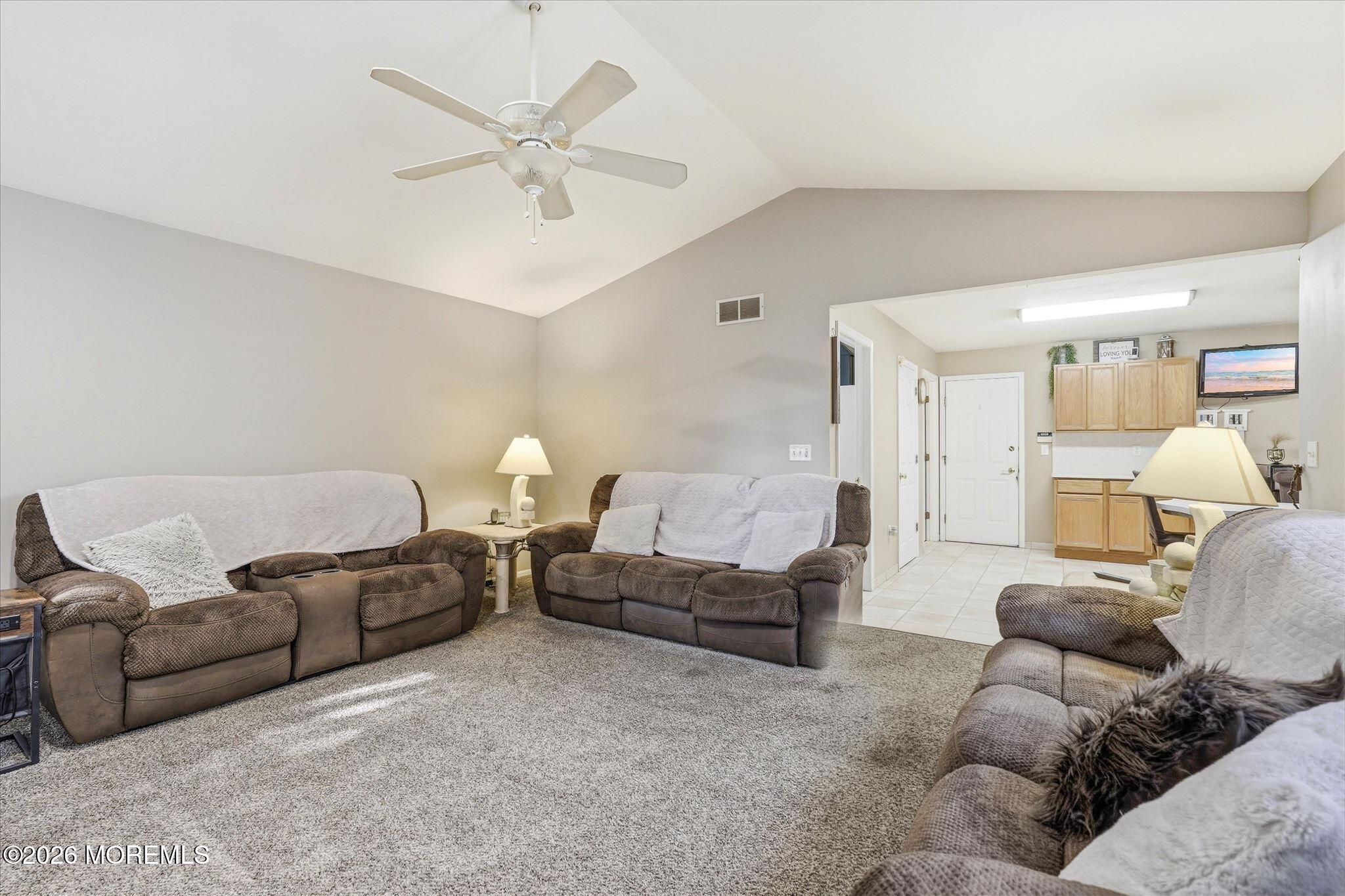 1117 S Maplecrest Court