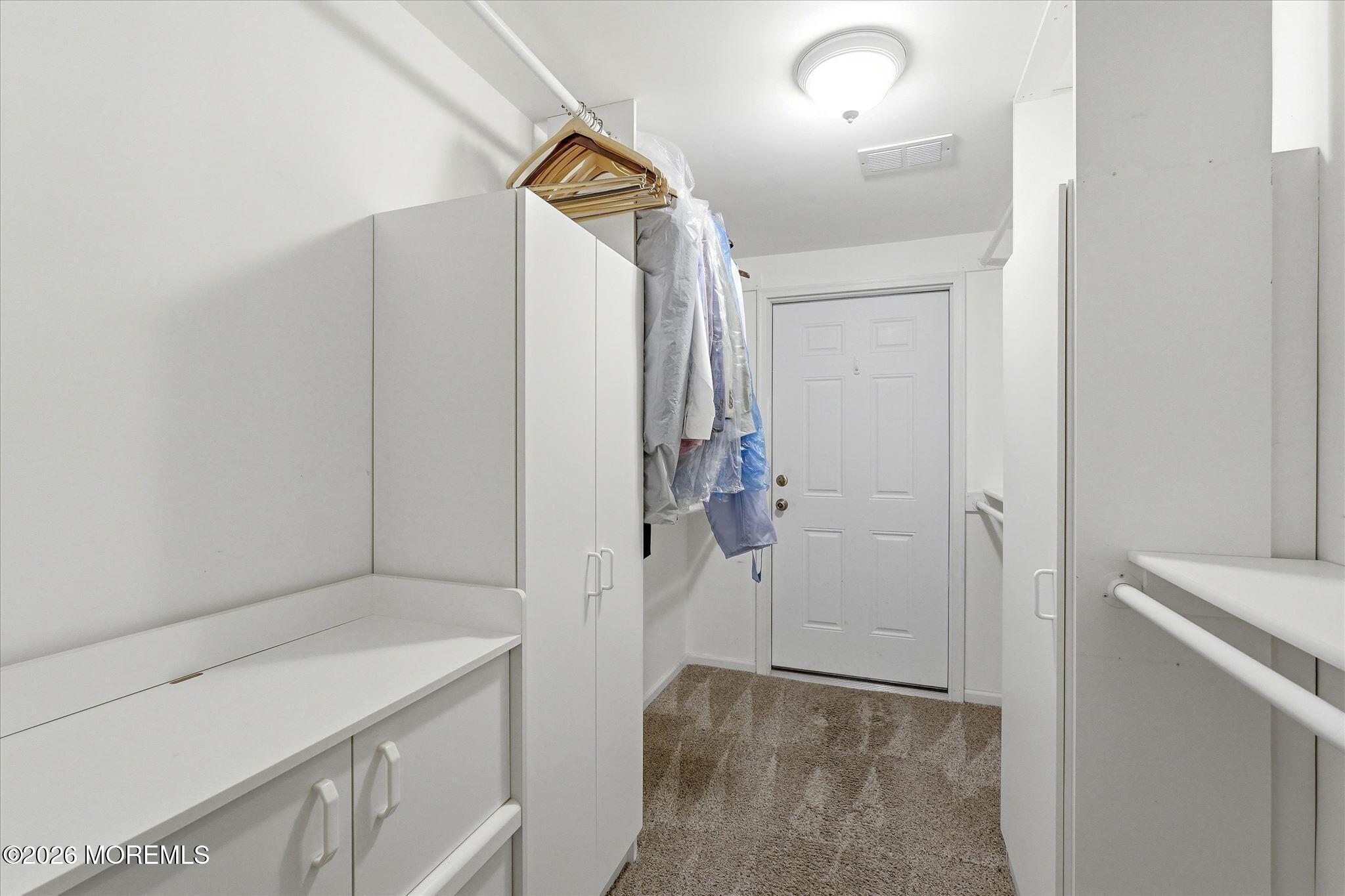 1117 S Maplecrest Court