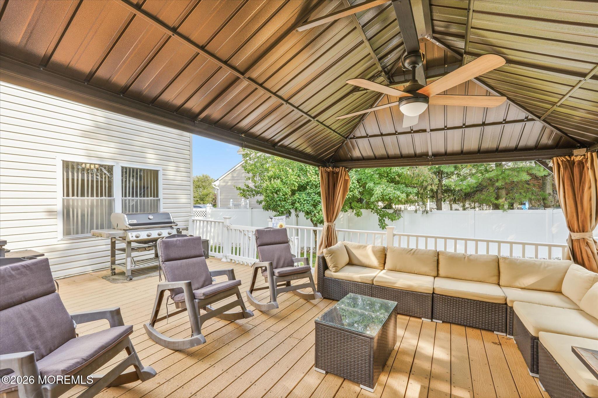 1117 S Maplecrest Court