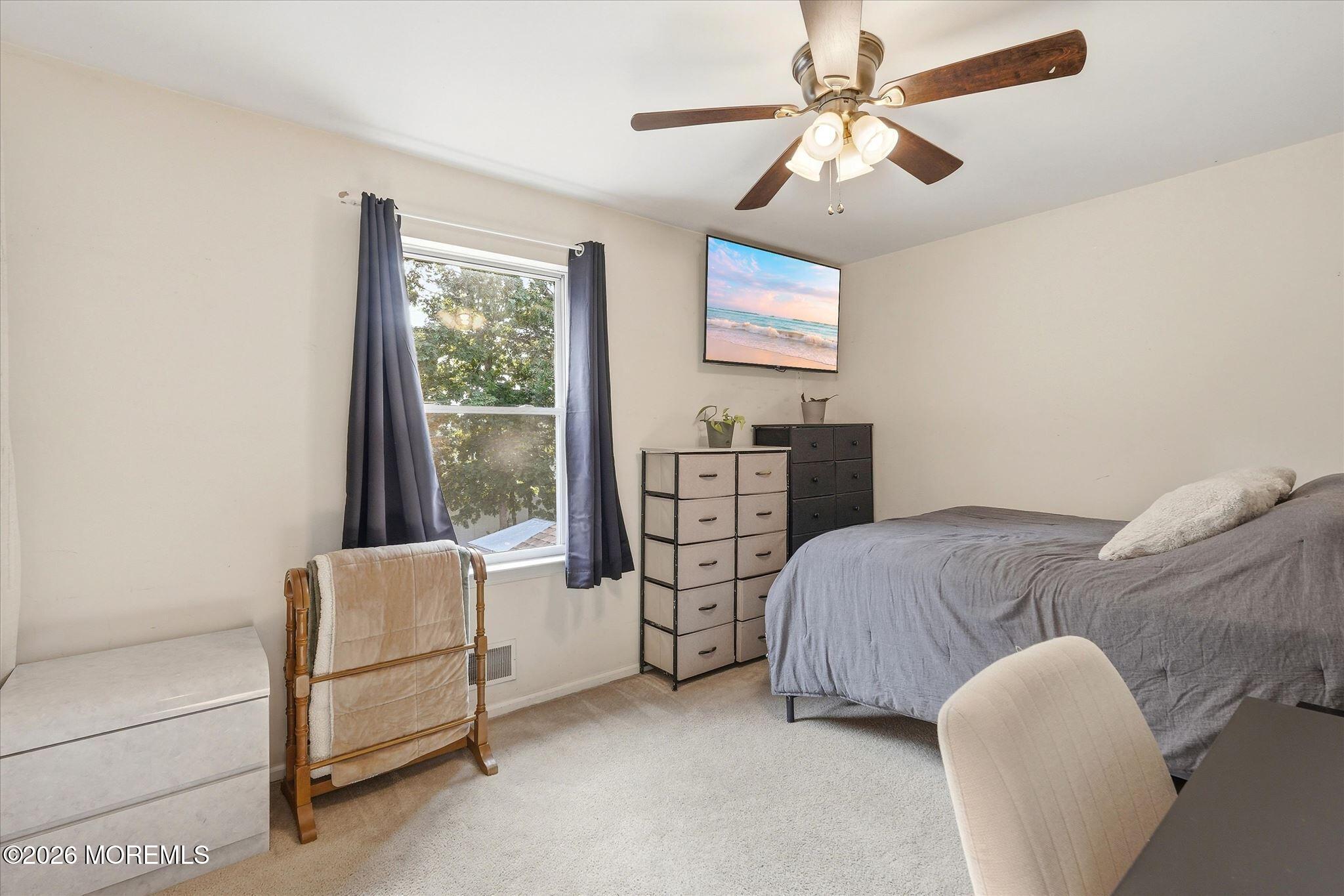 1117 S Maplecrest Court