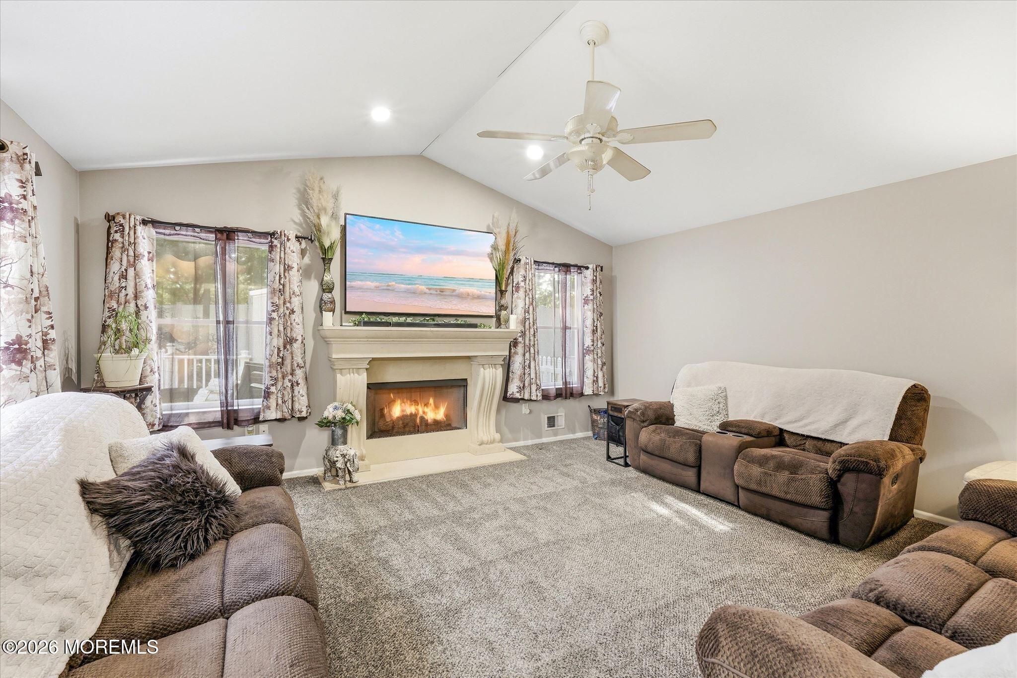 1117 S Maplecrest Court