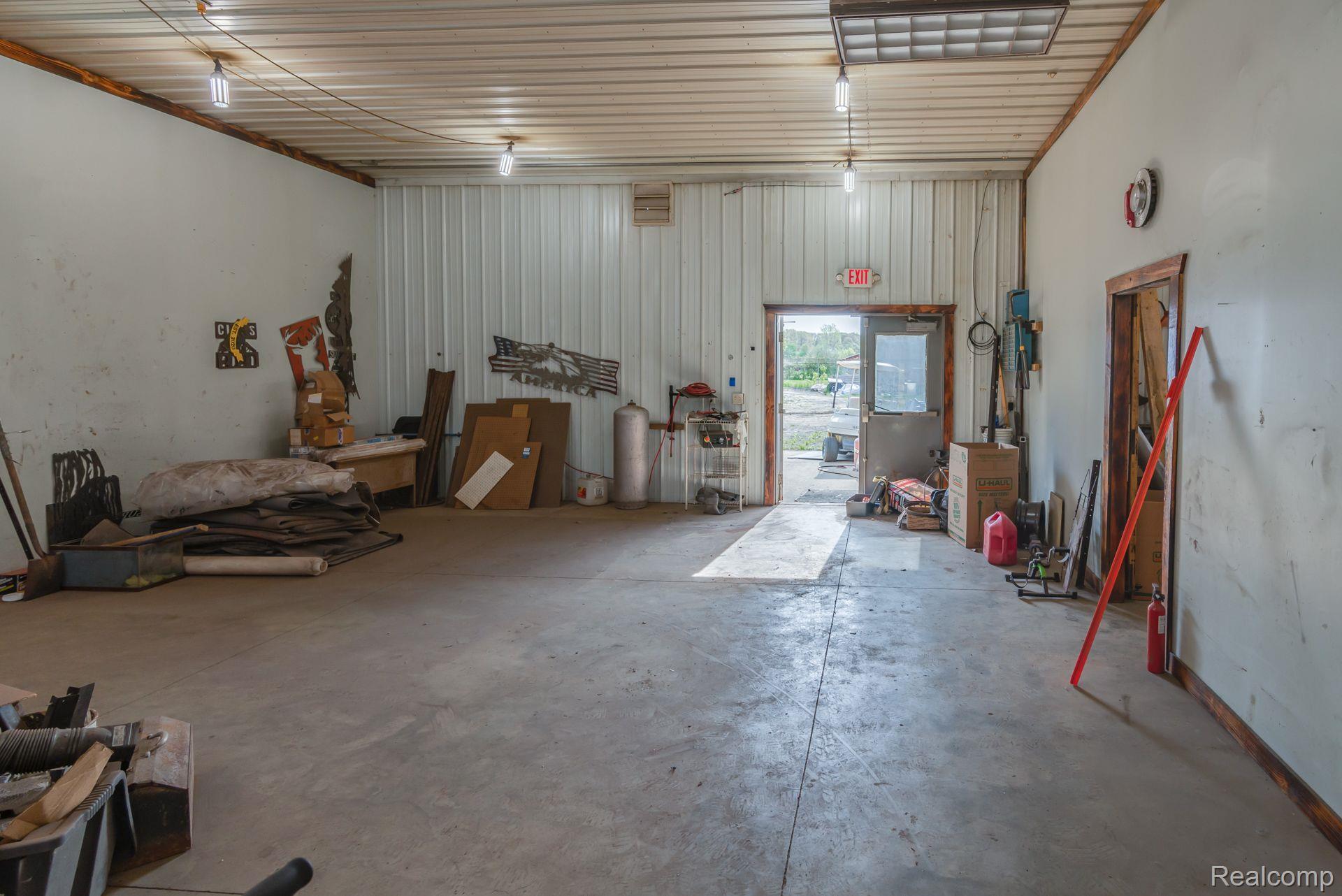 8034 N MCKINLEY Road