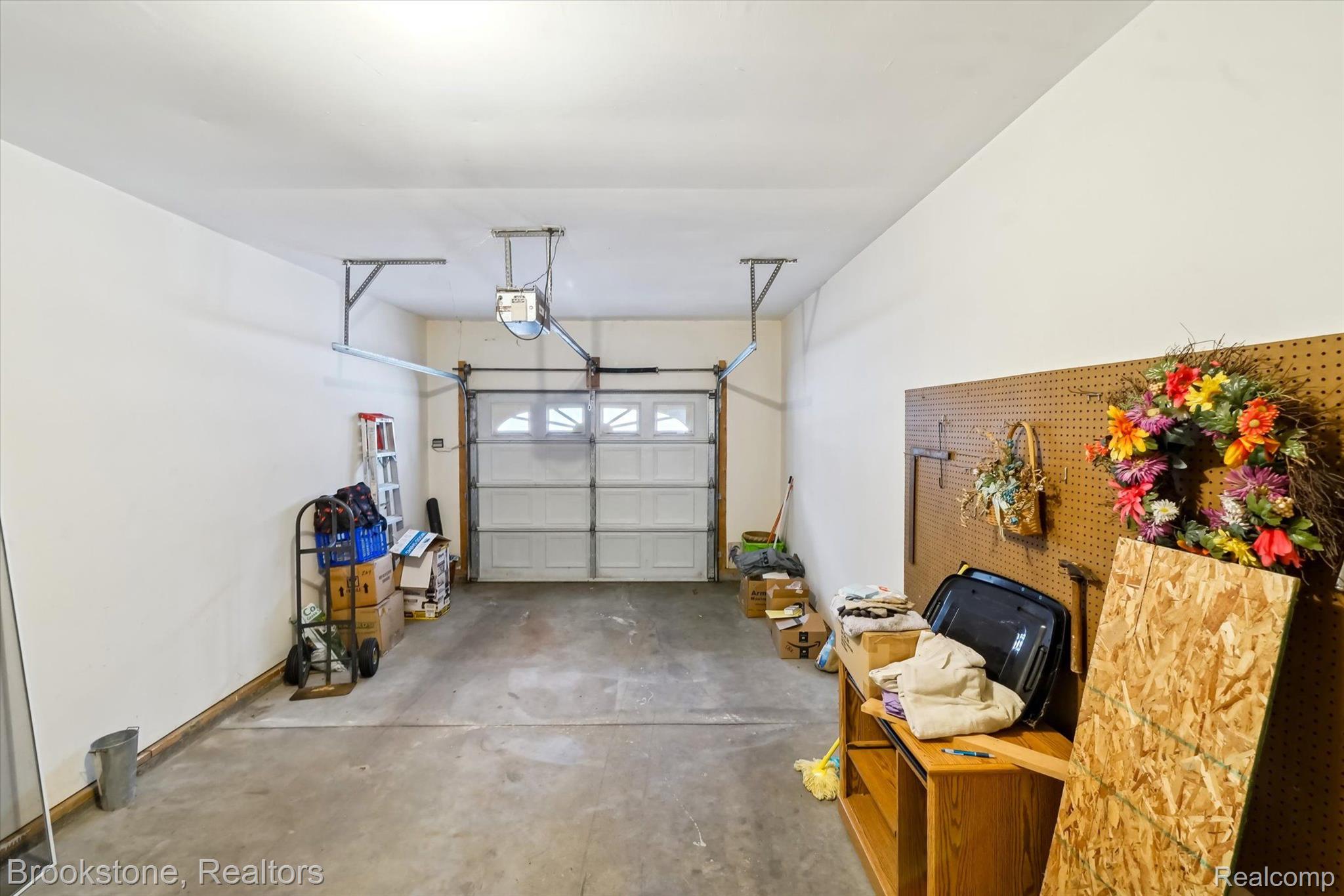 3970 BUTTERNUT Court