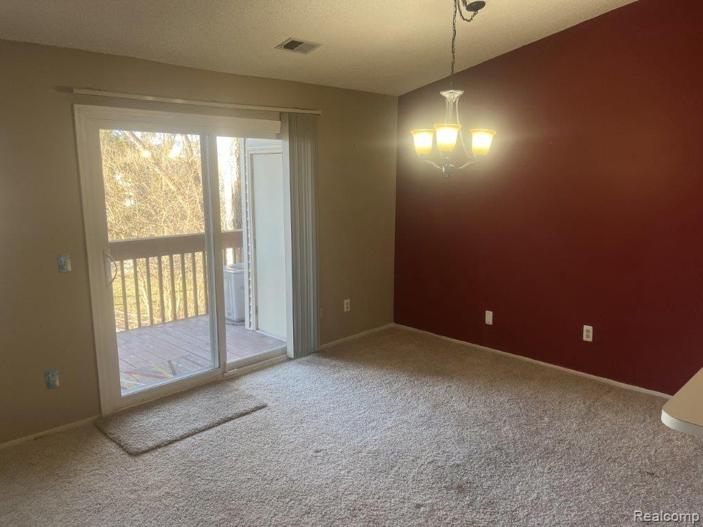 4962 OAK HILL Drive