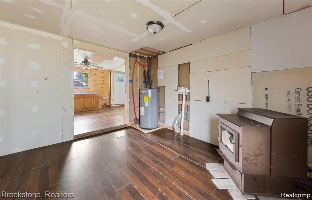 9034 BAY CITY FORESTVILLE Road
