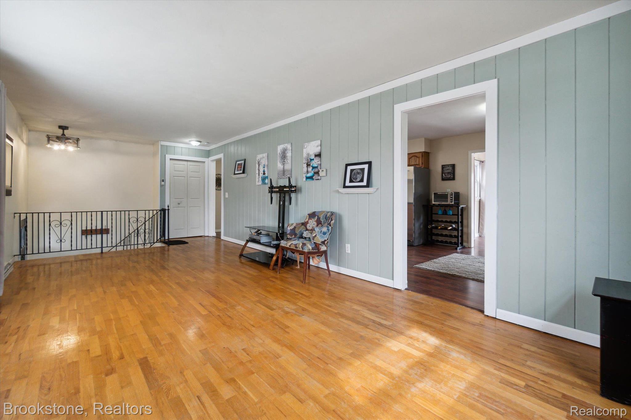 11170 JERRYSON Drive