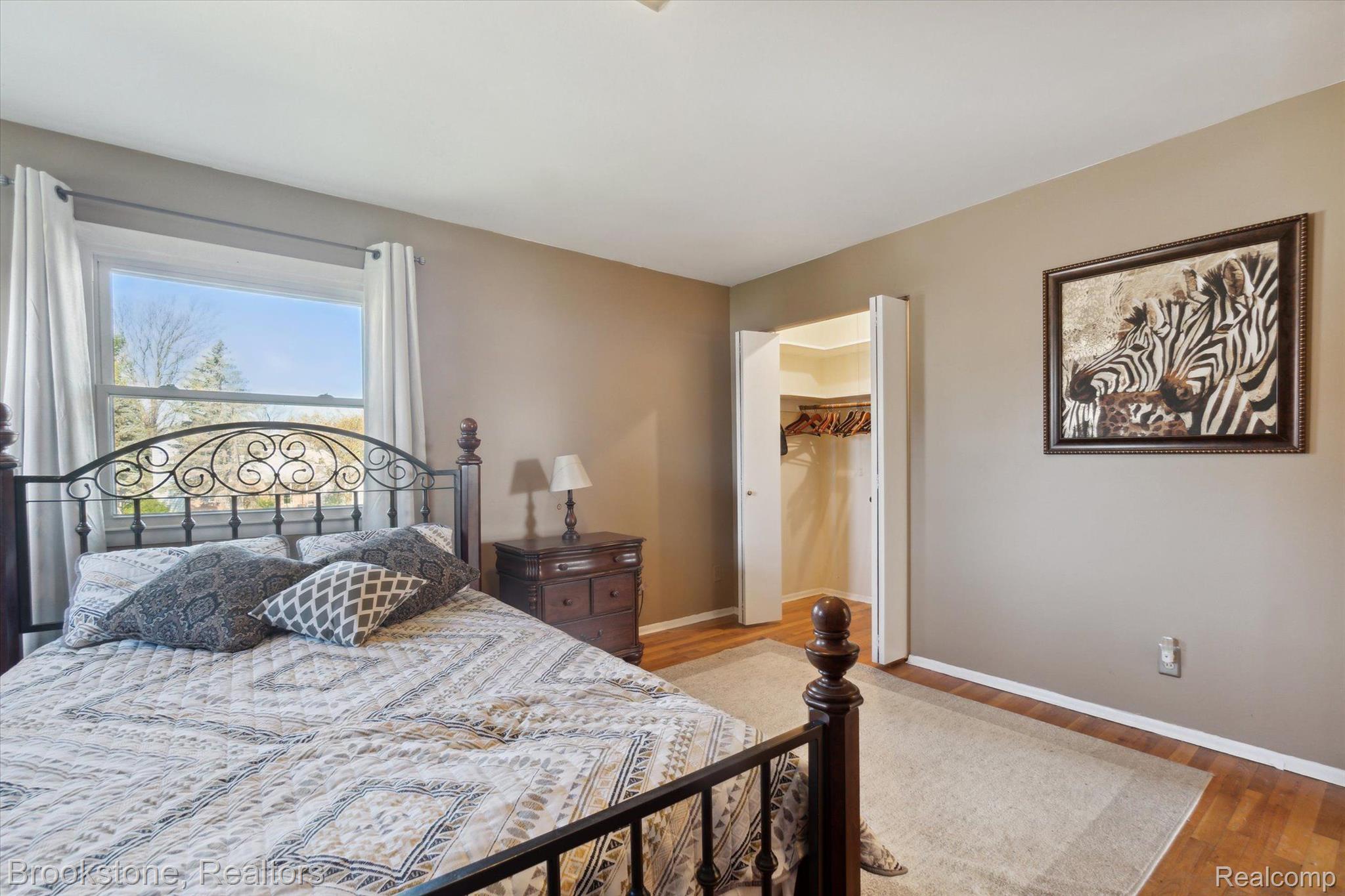 1304 WHITEHAVEN